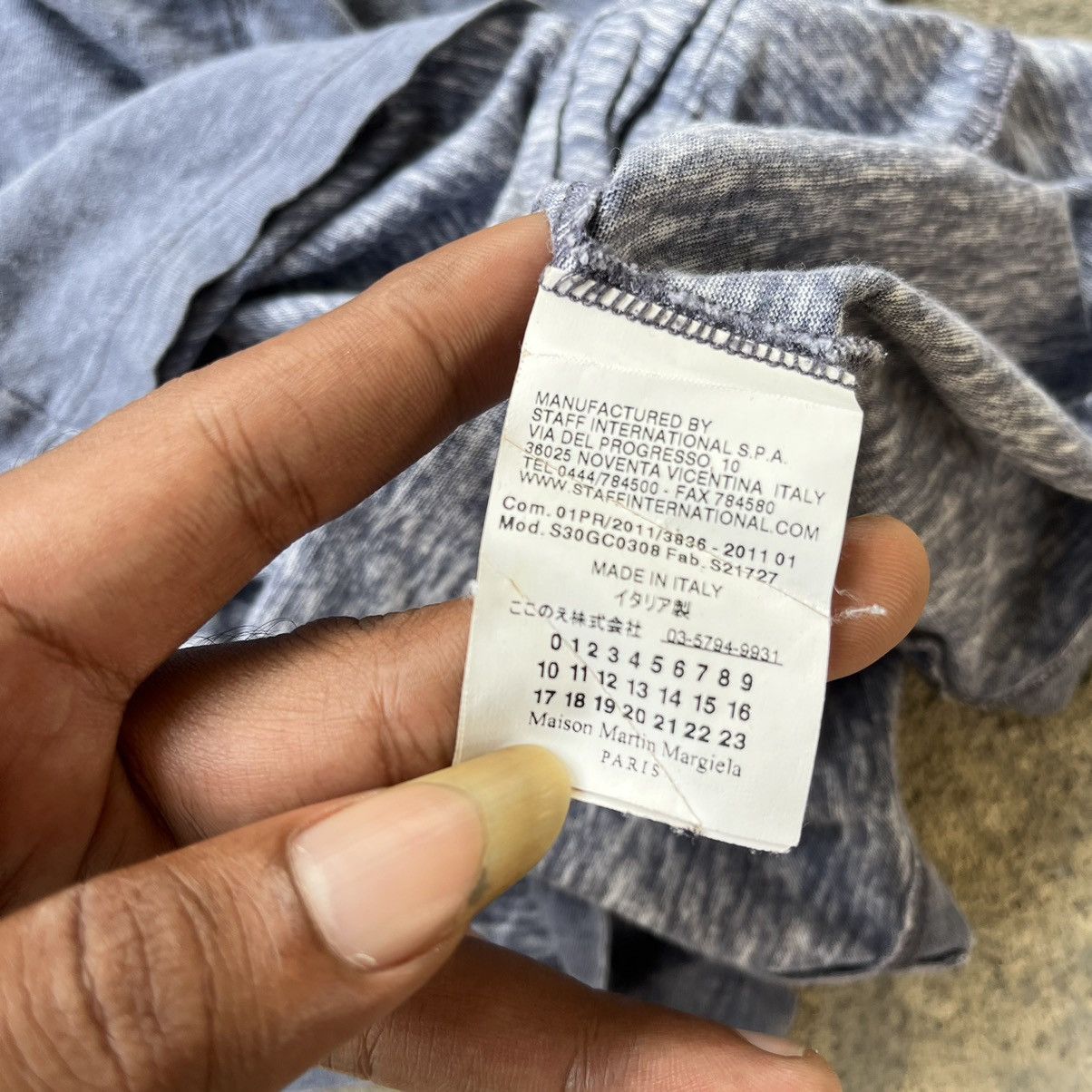 Japan Blue ❌SOLD❌T-shirt V Neck Maison Martin Margiela Size M / US 6-8 / IT 42-44 - 12 Thumbnail