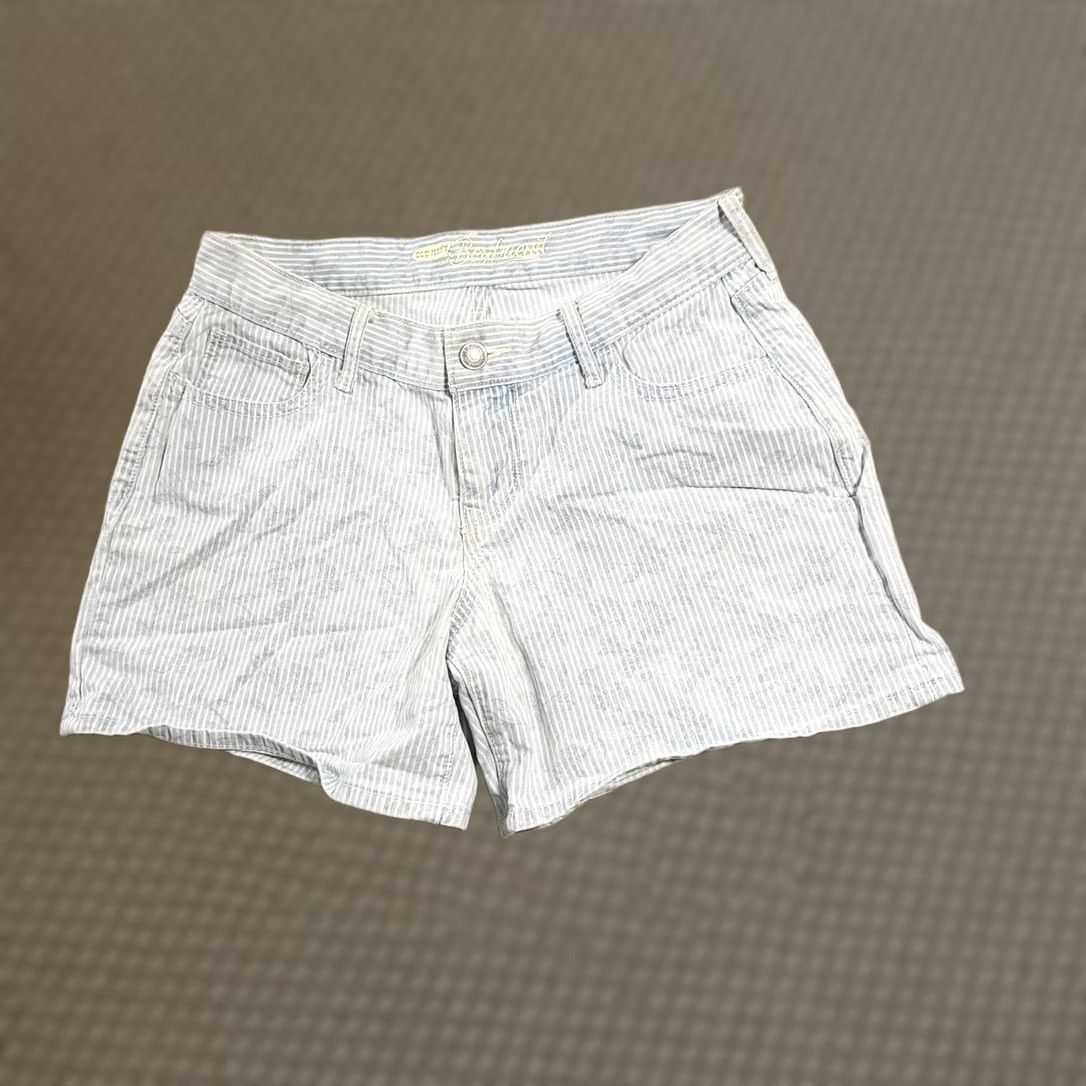 Old Navy Old Navy Boyfriend Fit Blue White Stripe Floral Jean Shorts Sz 2 Size 26" / US 2 / IT 38 - 1 Thumbnail