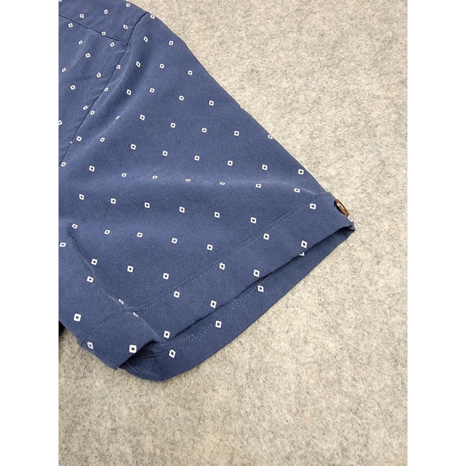 Ted Baker Ted Baker Shirt Mens Large Short Sleeve Pattern Button Up Modal Blend Casual blue geometric square print Size US L / EU 52-54 / 3 - 6 Thumbnail