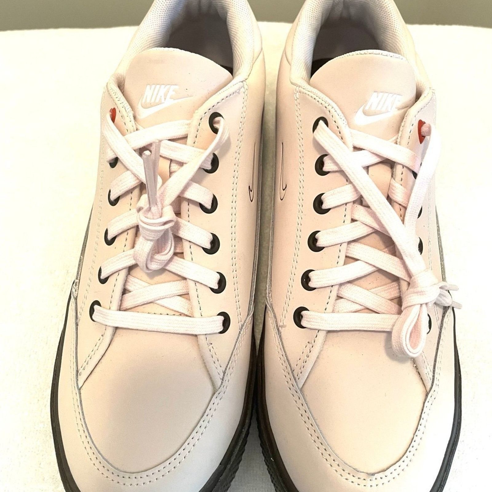 Nike Nike Valentine “Pearl Pink” Sneaker Size US 8 / EU 41 - 3 Thumbnail