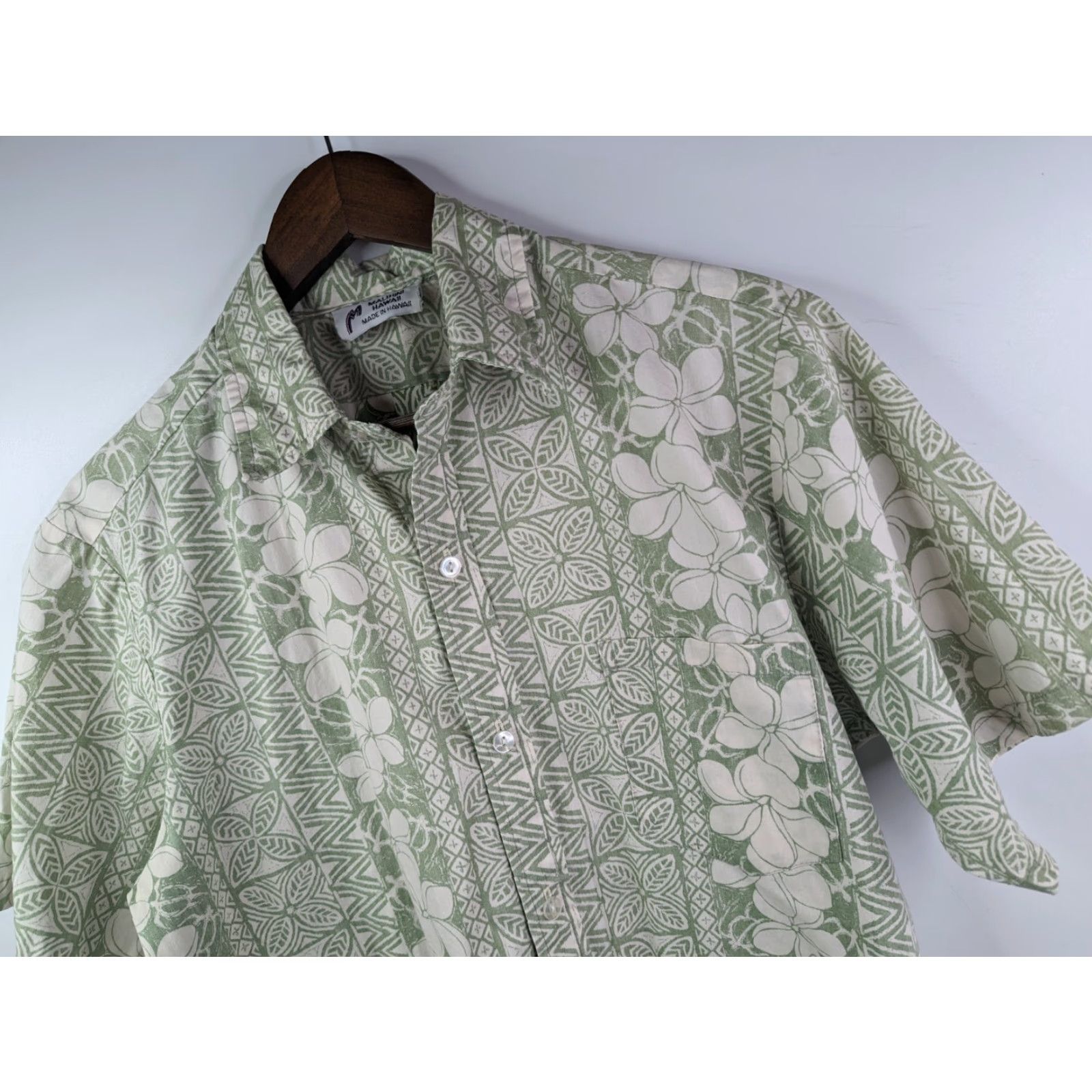 Vintage Malihini Hawaiian Shirt Button Up Mens M Tropical Floral Green Cotton Polyester Short Sleeve Casual Beach Hawaii 90s? Size US M / EU 48-50 / 2 - 2 Thumbnail