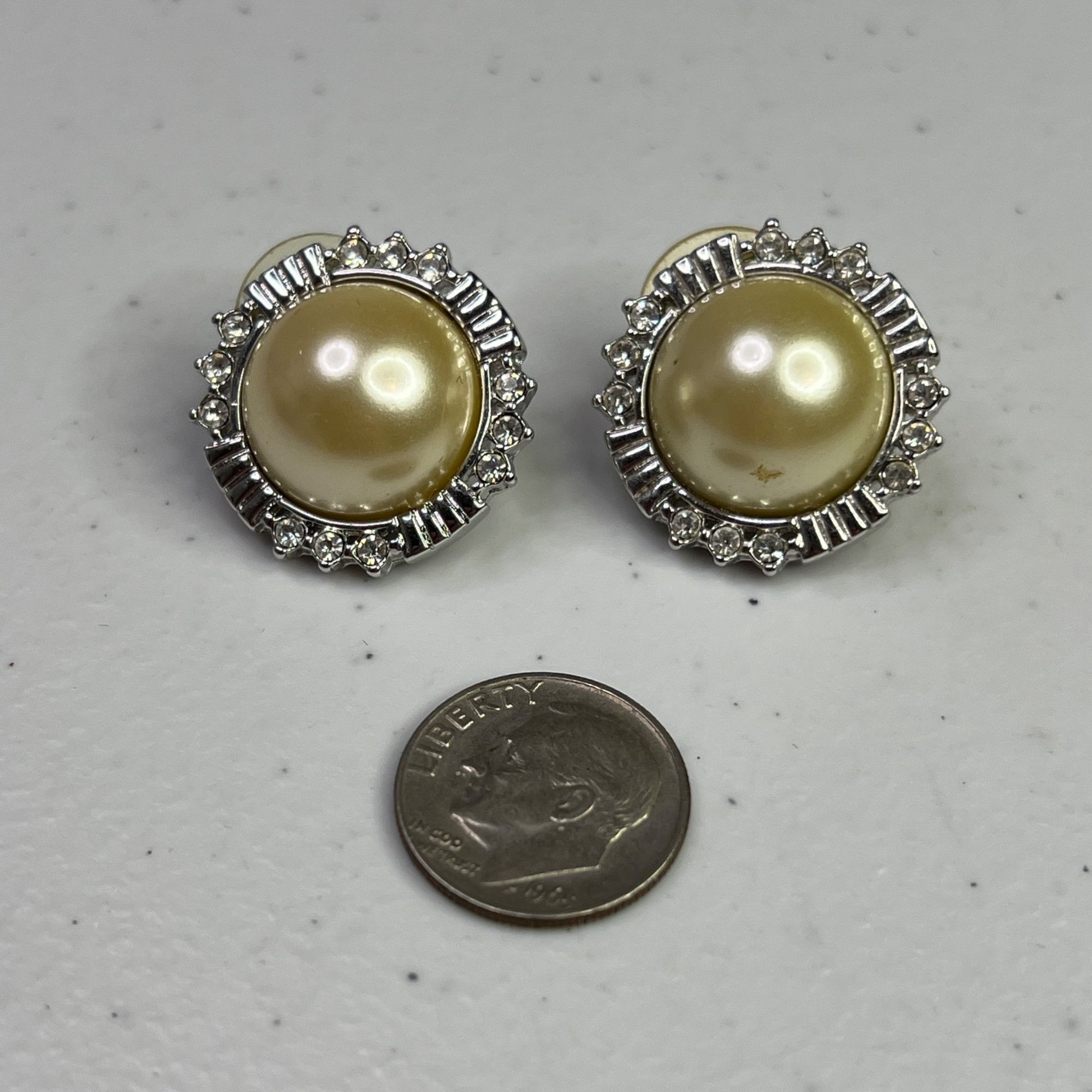 Designer Vintage KJL Kenneth Lane Faux Pearl & Rhinestone Earrings Size ONE SIZE - 4 Thumbnail