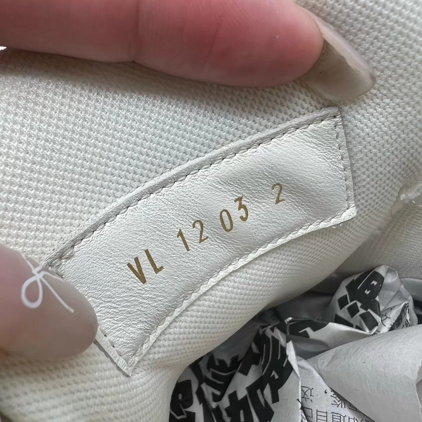 Louis Vuitton LV Trainer Pink Green Black 36 Size US 5.5 / IT 35.5 - 8 Thumbnail