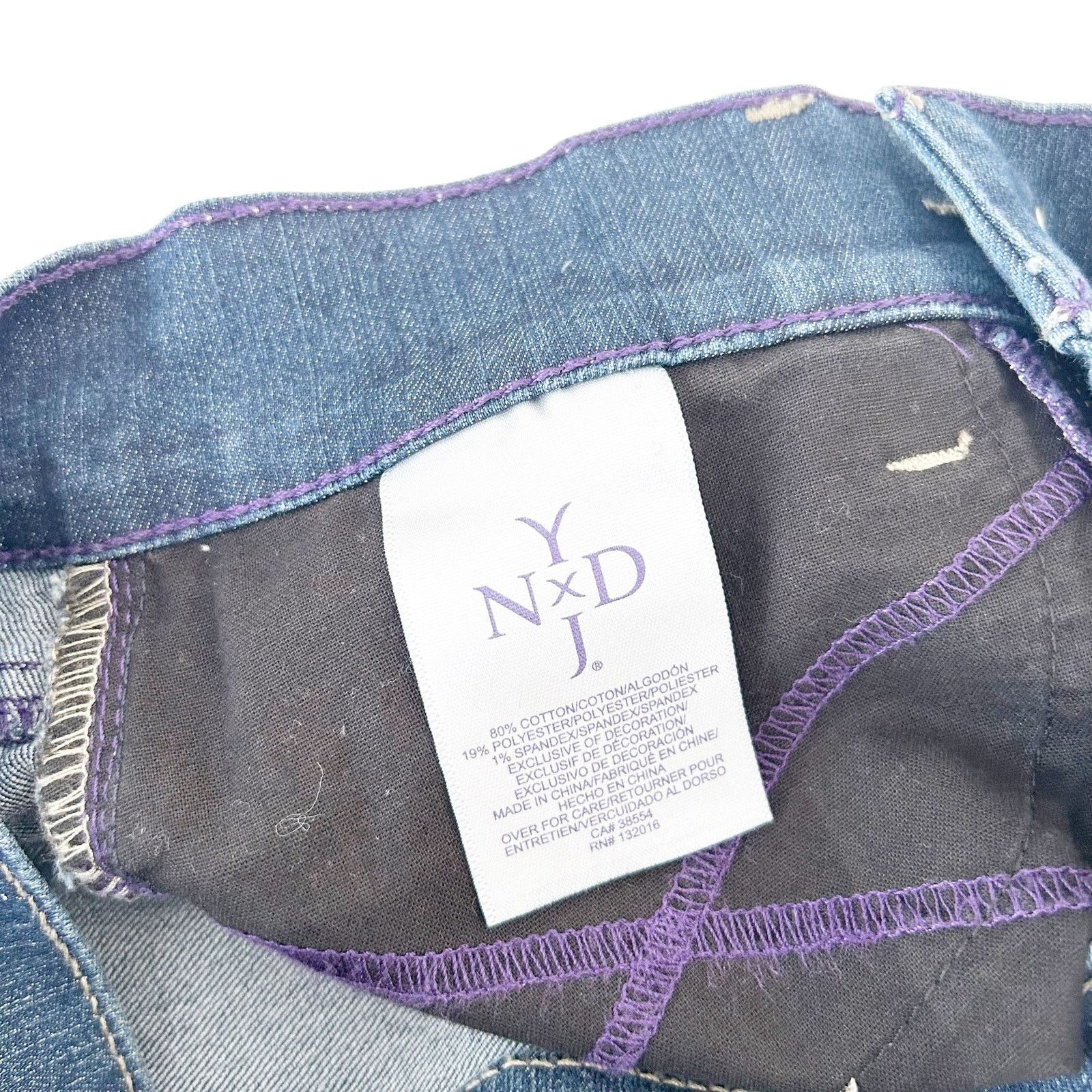 NYDJ NYDJ Cuffed Jean Shorts Sz 2P Size 26" / US 2 / IT 38 - 4 Thumbnail