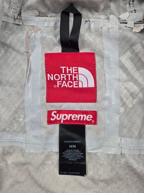 Supreme Supreme The North Face World Map Venture Jacket Size M Size US M / EU 48-50 / 2 - 6 Thumbnail