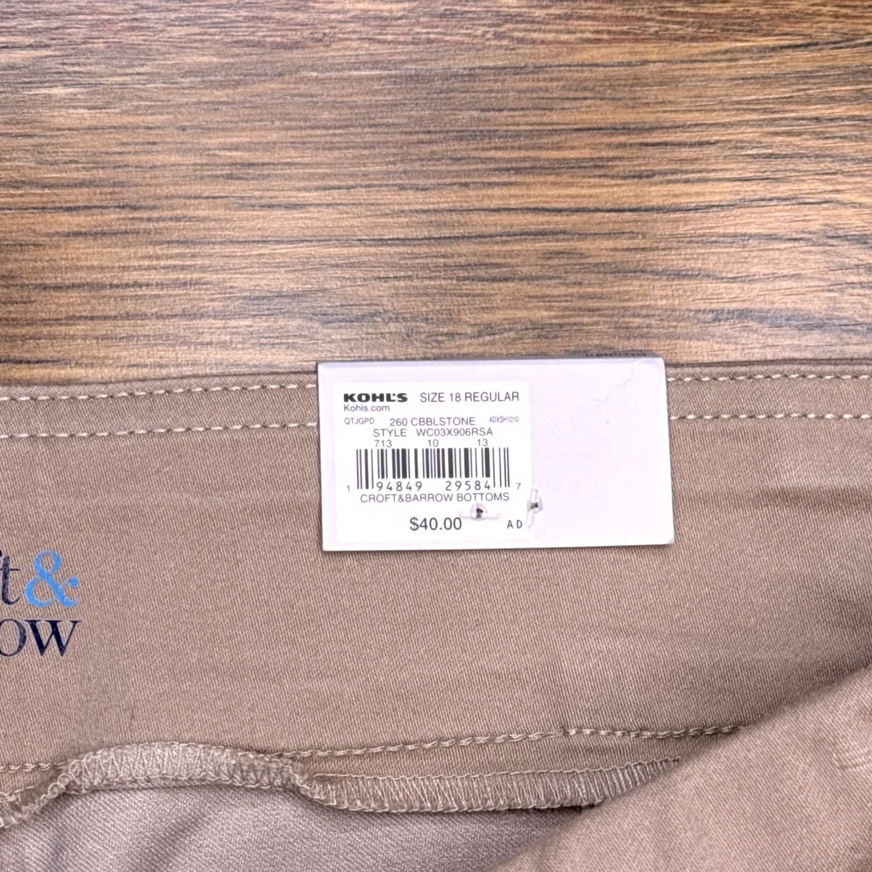 Croft & Barrow Croft & Barrow Capri Pants 18 Crocodile? (No) Actually: Croft & Barrow Effortless Stretch Capri Pants 18 Cobblestone Mid Rise Straight New Size 40" / US 18 - 7 Thumbnail