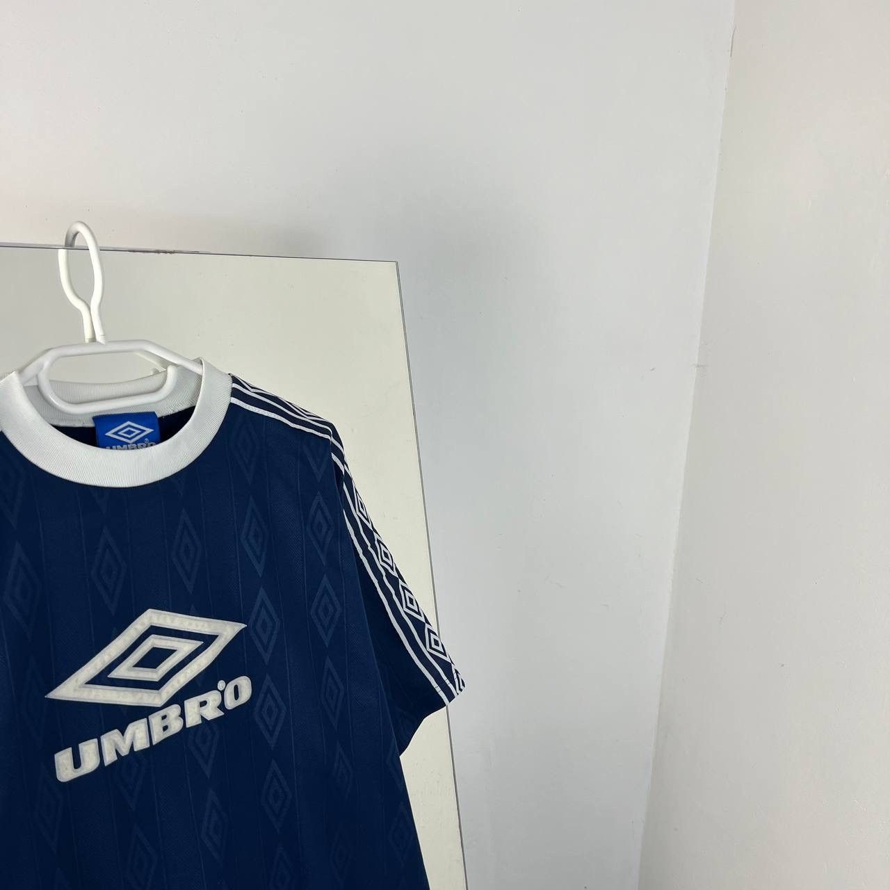 Umbro Vintage Y2K Umbro Big Logo Lampas Jersey T-Shirt Blokecore Size US XL / EU 56 / 4 - 2 Thumbnail