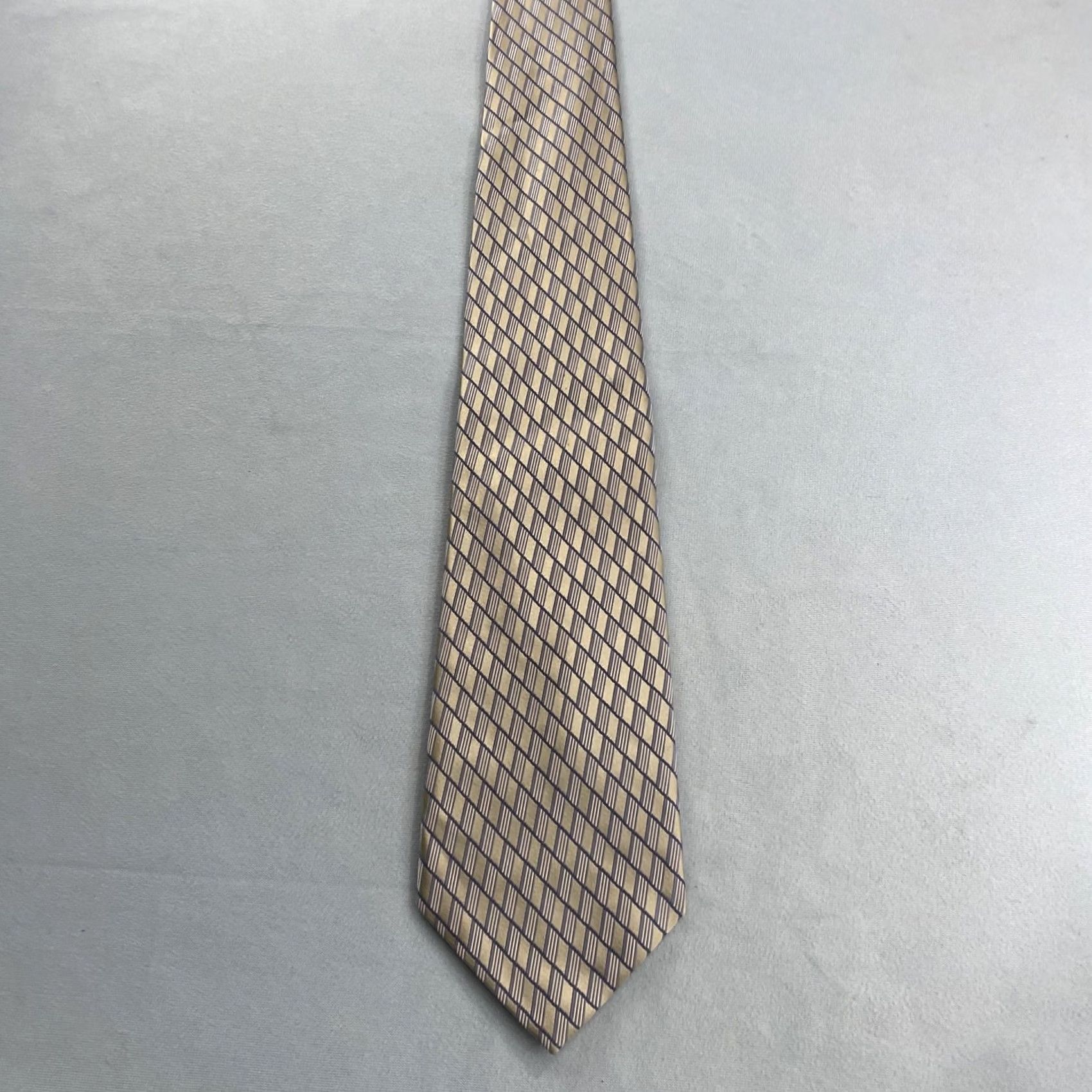 Vintage VINTAGE Jones New York Silk Tie Wove Necktie Plaid Green Gray Exec Capsule 4x56 Capsule Wide Necktie Size ONE SIZE - 4 Thumbnail