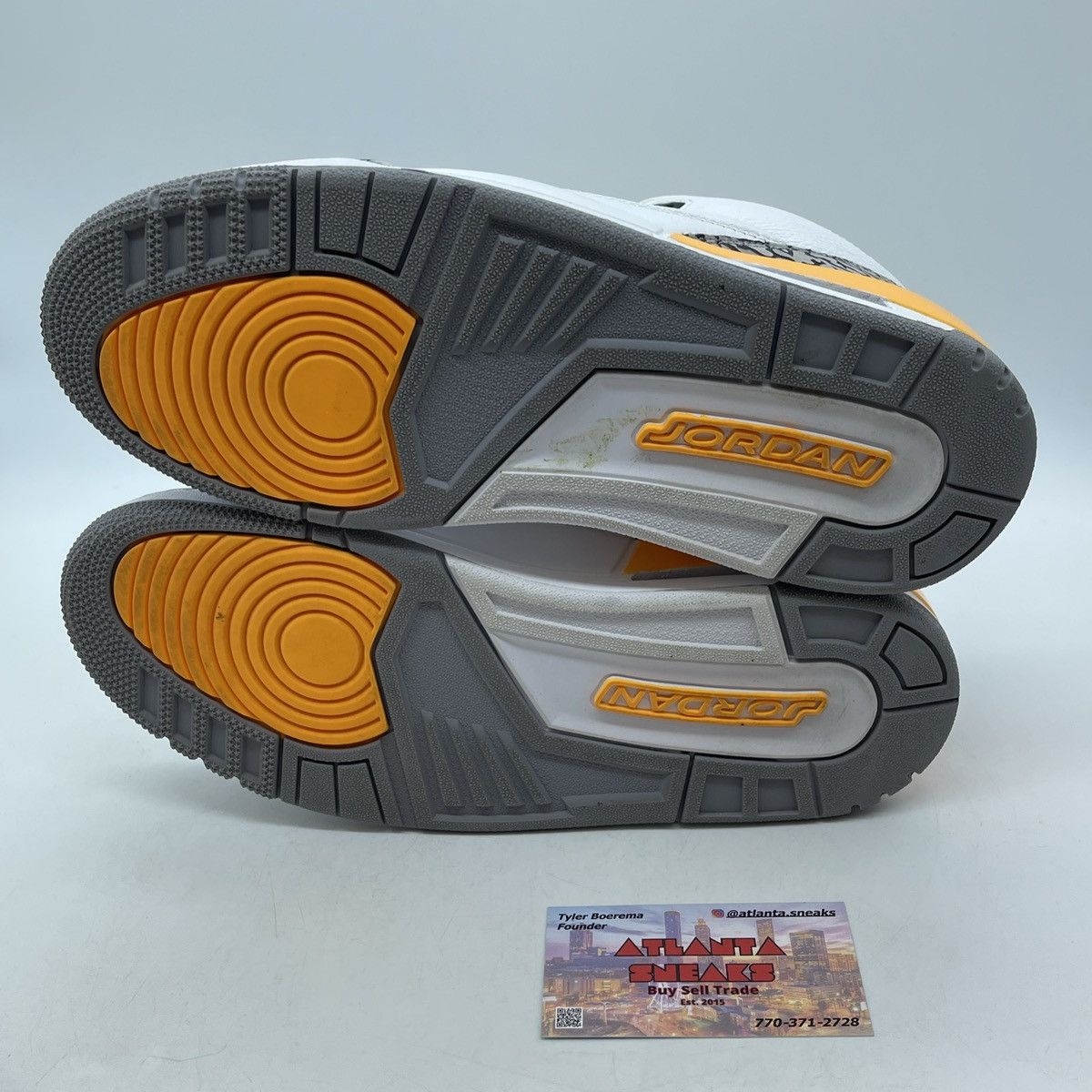 Jordan Brand Wmns air Jordan 3 laser orange Size US 8 / IT 38 - 7 Thumbnail
