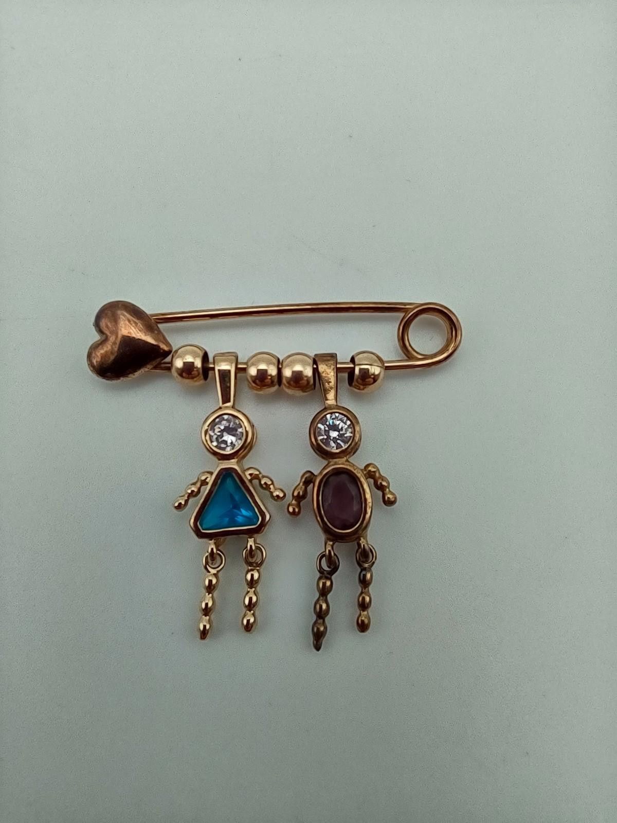 The Unbranded Brand Sterling Silver Mom Kids Brooch Pin 925 SB Gold Tone Size ONE SIZE - 1 Thumbnail