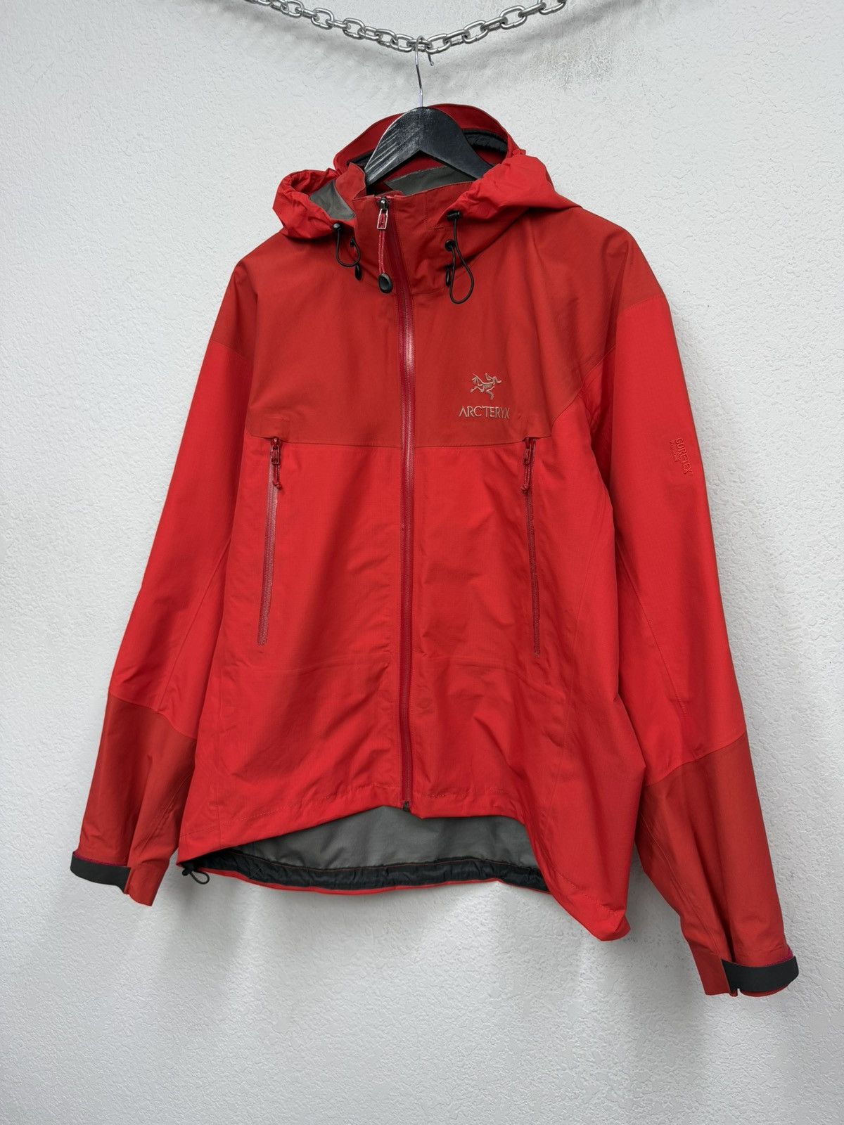 Arc'teryx Vintage Arc’teryx Beta AR Gore-Tex Pro Shell Jacket Hooded Size US L / EU 52-54 / 3 - 3 Thumbnail