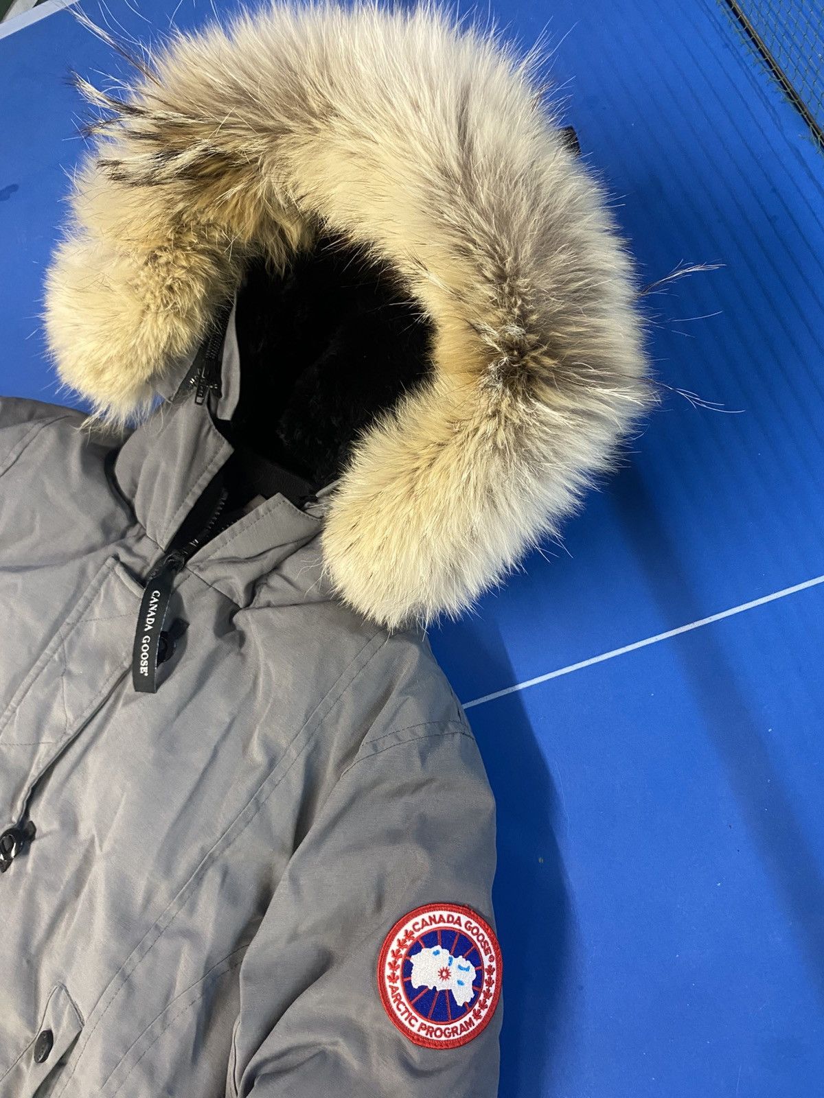 Canada Goose × Vetements Canada Goose Kensington Parka down jacket hood Coyote fur Size L / US 10 / IT 46 - 5 Thumbnail