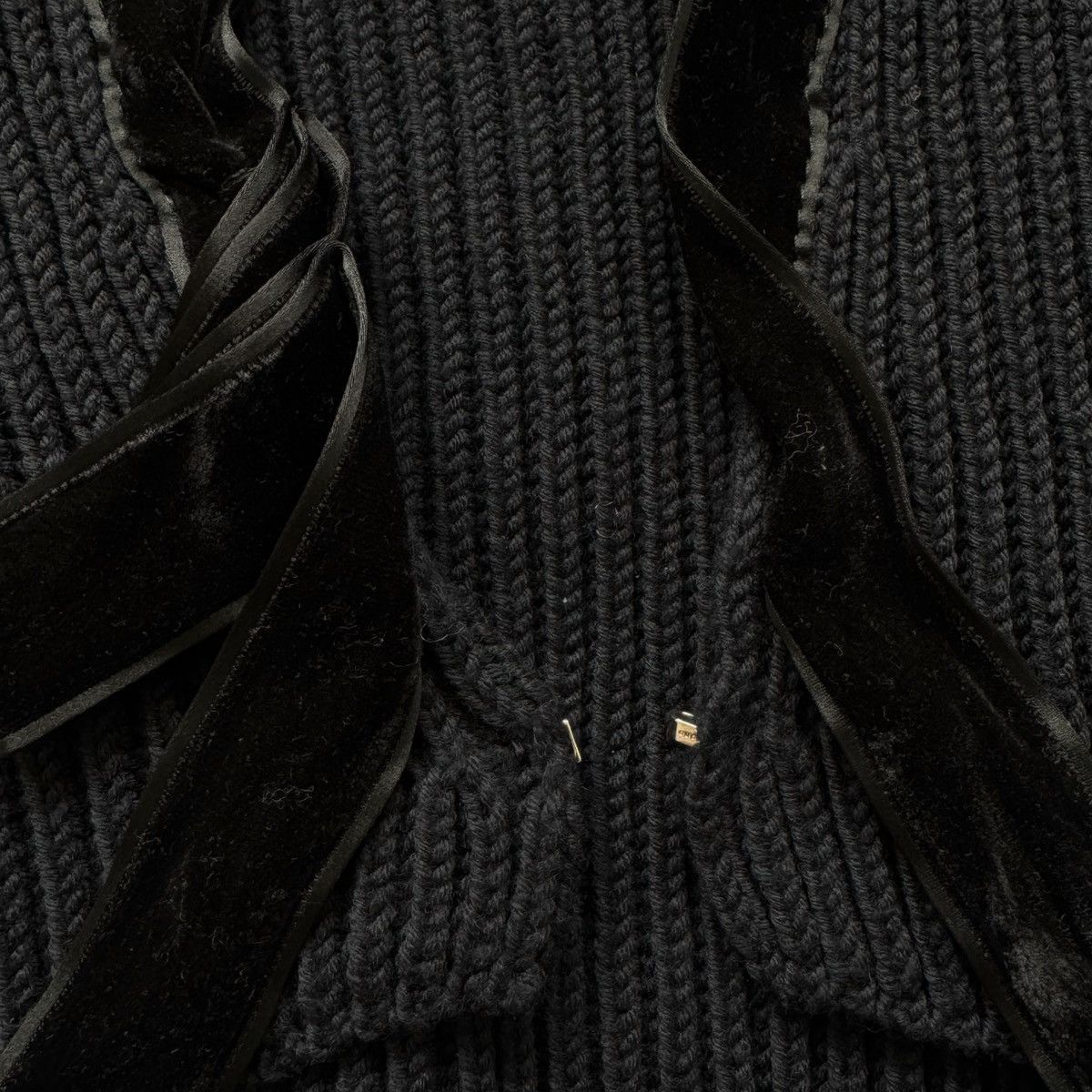 Gucci × Tom Ford Tom Ford for Gucci 90s Runway Cropped Knit sweater Size S / US 4 / IT 40 - 4 Thumbnail