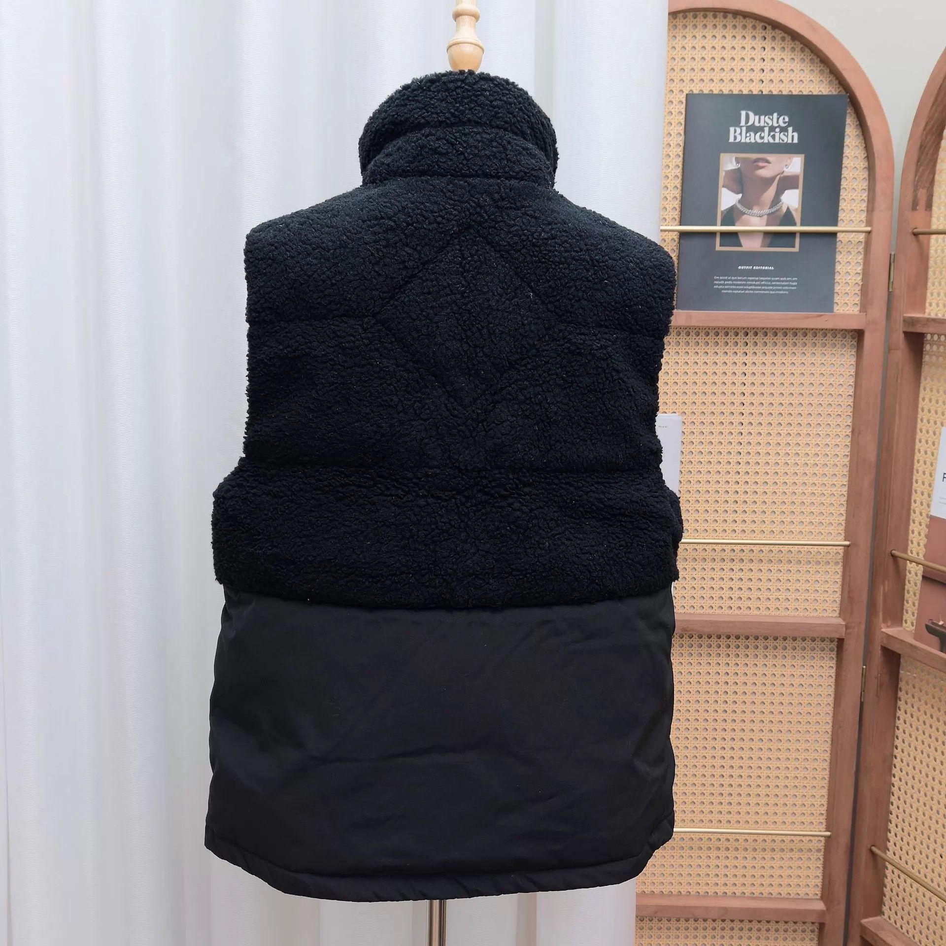 Canada Goose CANADA GOOSE Black Label Down Vest Used Size 170/96A Size US S / EU 44-46 / 1 - 4 Thumbnail