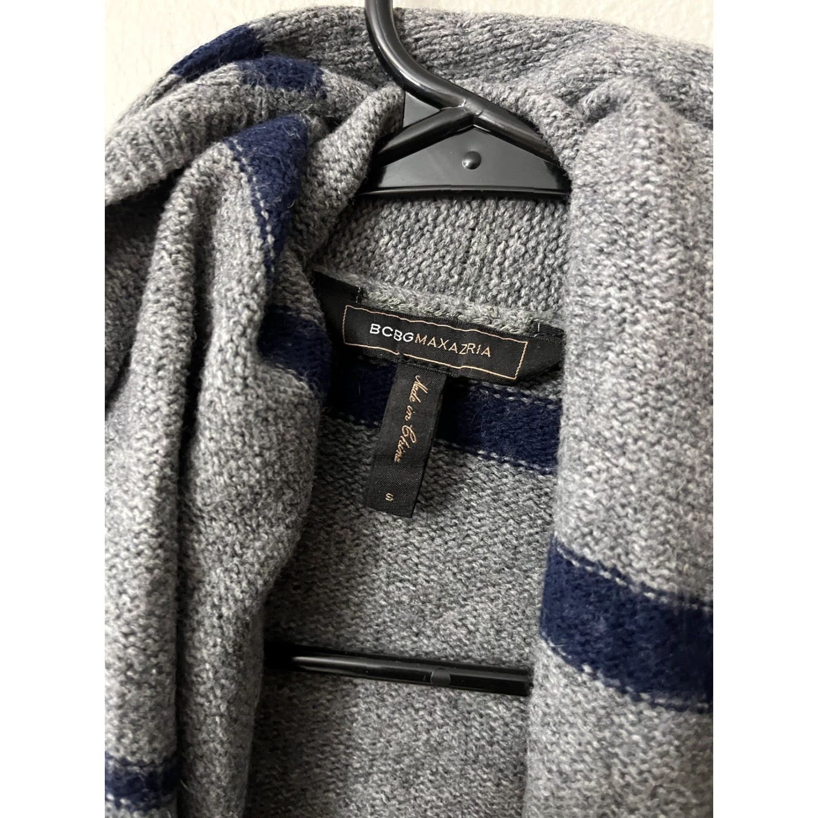 Bcbgmaxazria BCBGMAXAZRIA Cardigan Women Open Front Long Sleeve Gray Striped Size S Knit Sweater Size S / US 4 / IT 40 - 2 Thumbnail