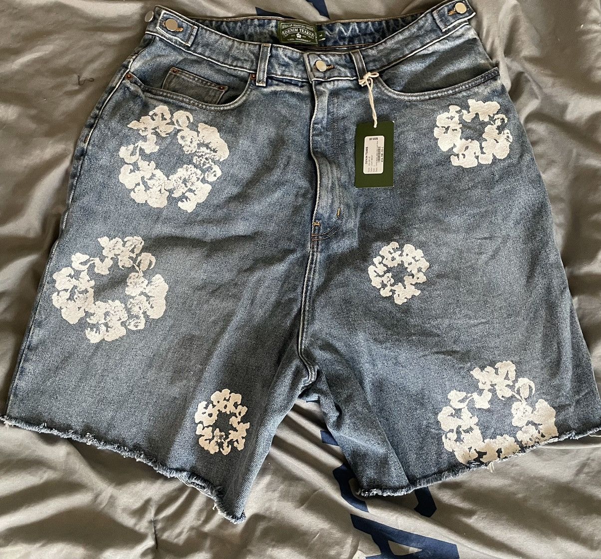 DENIM TEARS The Cotton Wreath Jean Short Light Wash | Grailed
