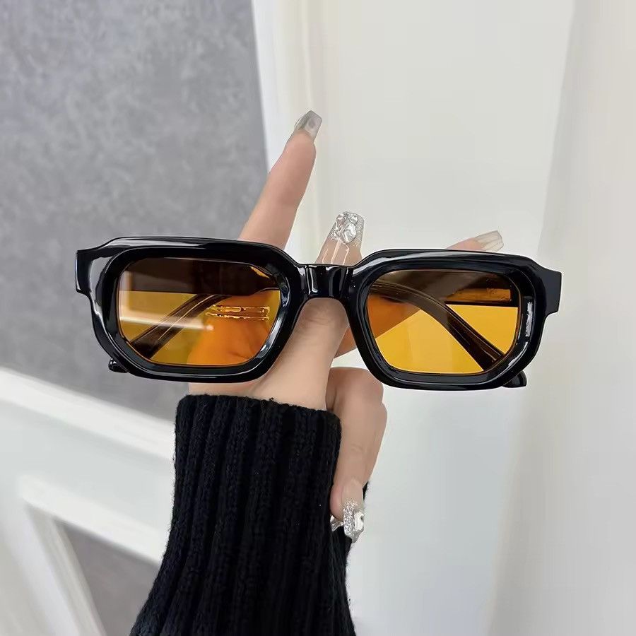 Electric Visual Kurt Cobain Casual Sunglasses Hip Hop Grunge 2000s Yellow Size ONE SIZE - 1 Thumbnail