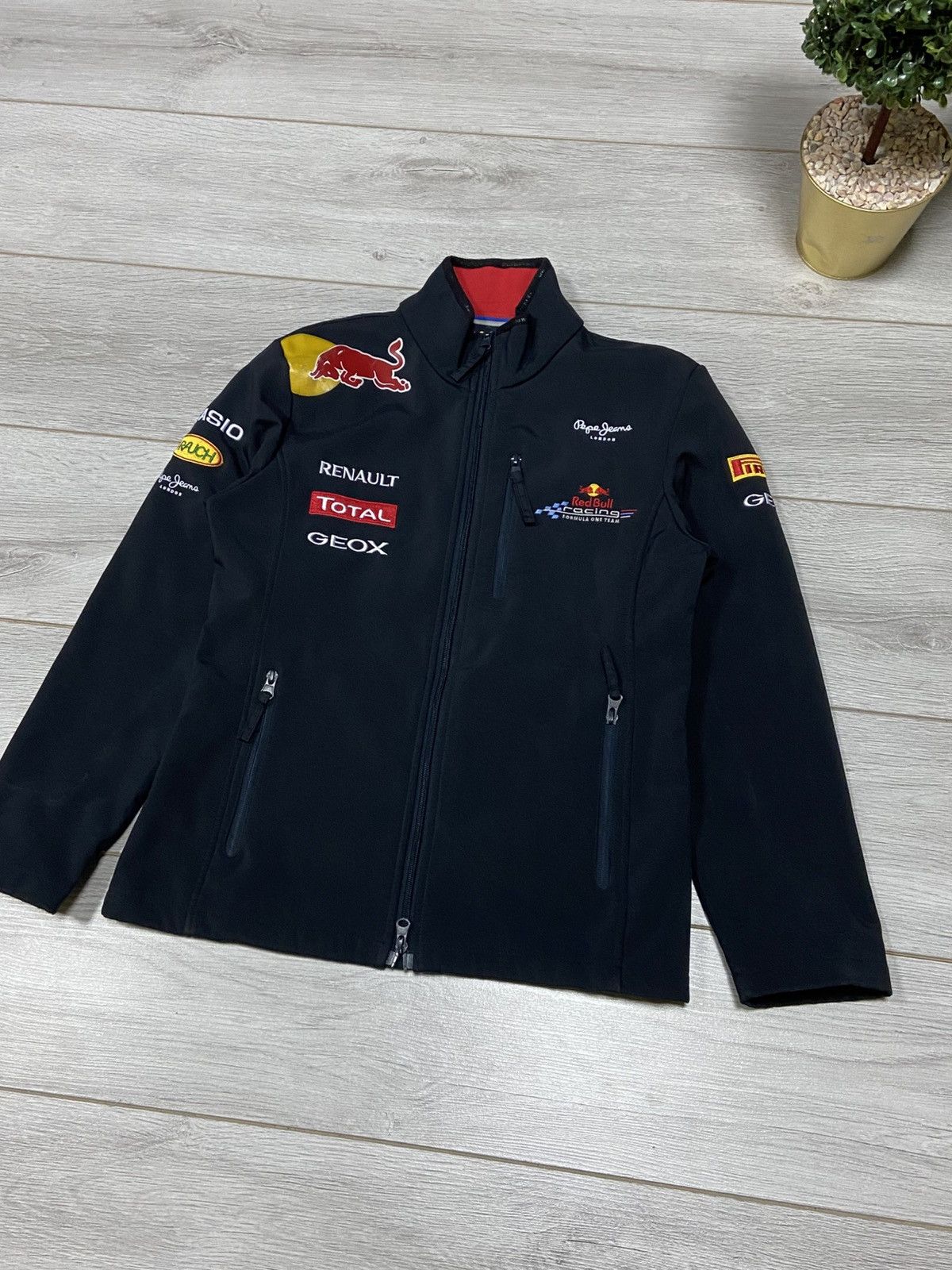 Pepe Jeans Pirelli RED BULL RACING TEAM PEPE JEANS jacket softshell zip Size US S / EU 44-46 / 1 - 2 Thumbnail