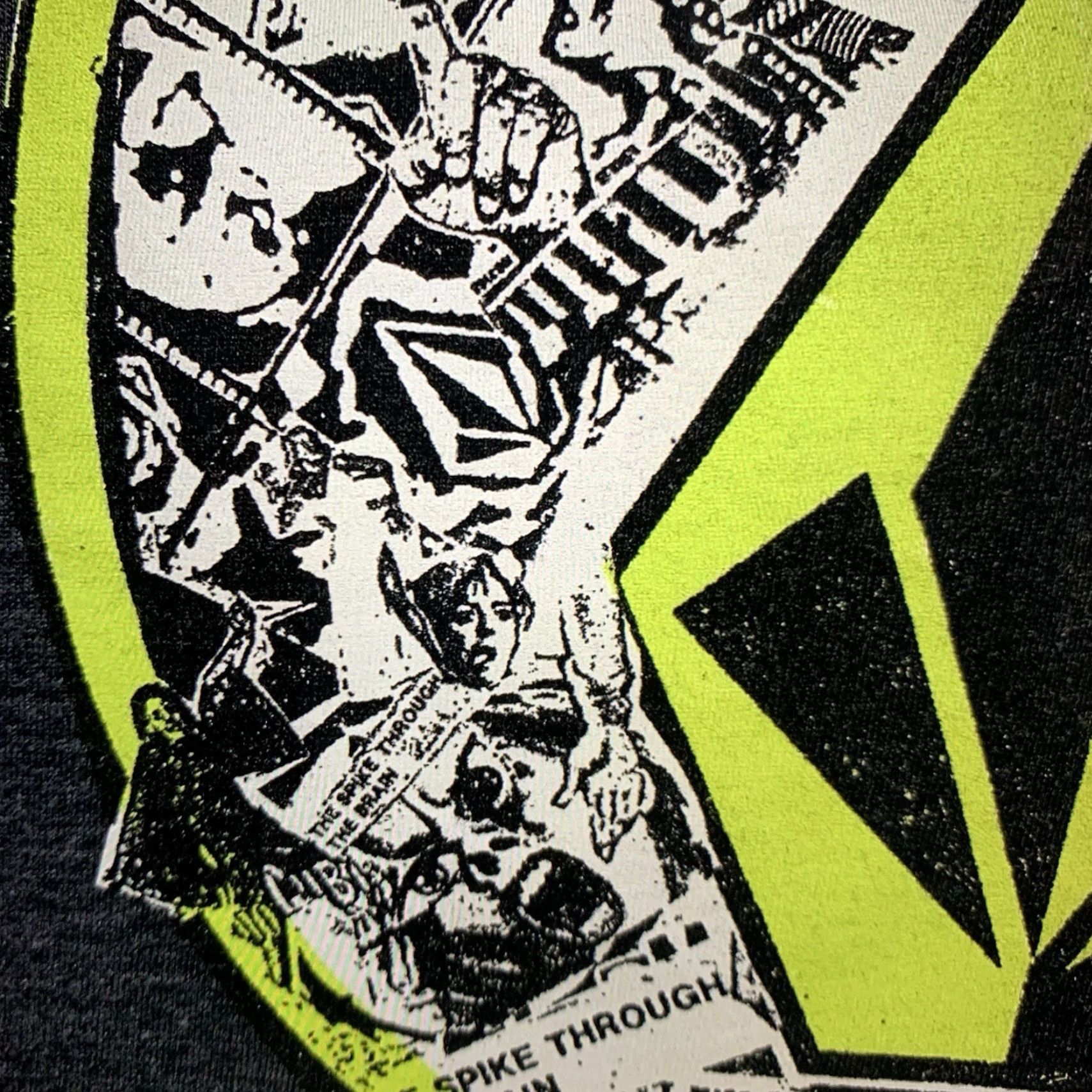 Volcom VINTAGE Volcom T Shirt Skater Graphic Print Cotton Blend Short Sleeve L Mens 90s Y2K Goth Size US L / EU 52-54 / 3 - 6 Thumbnail