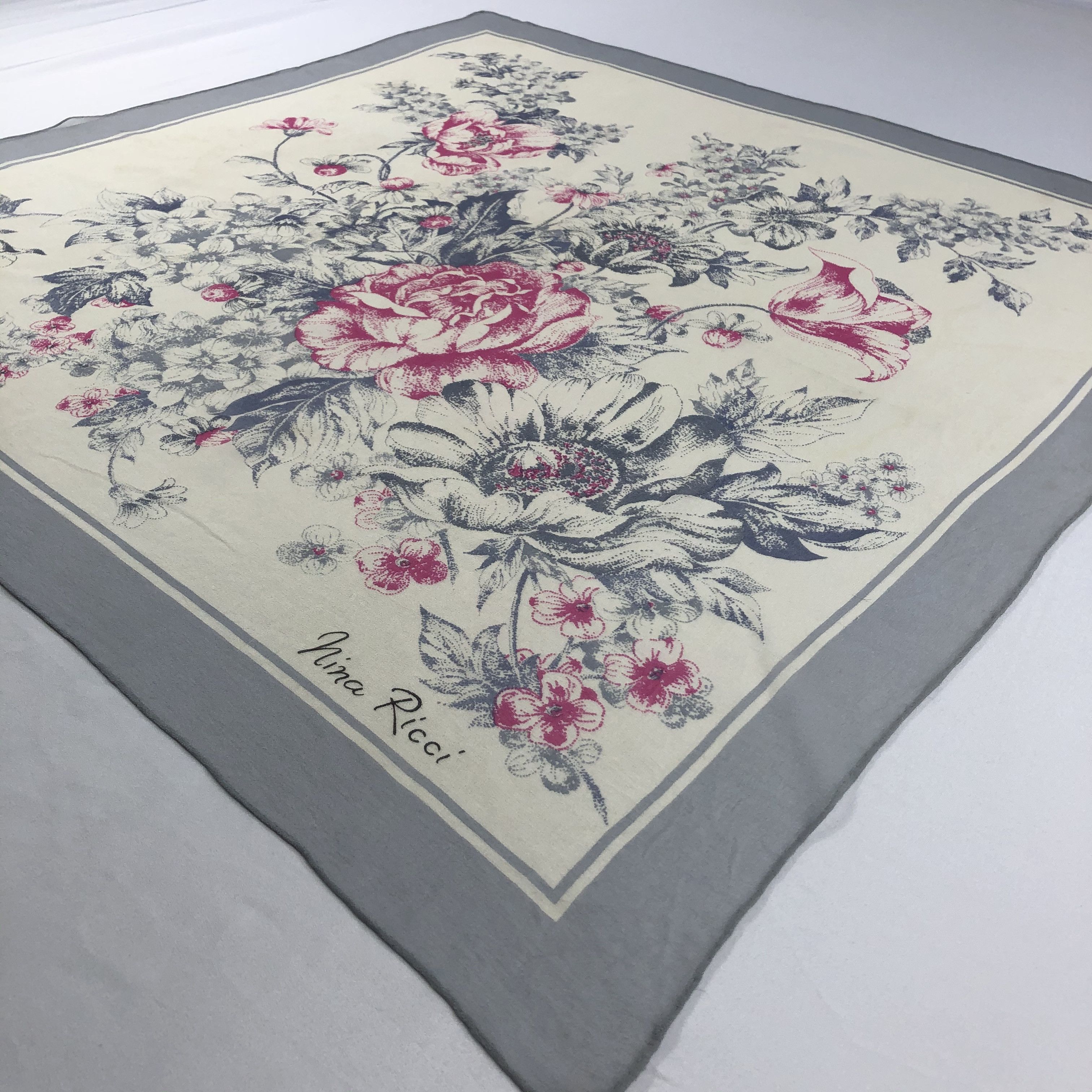 Nina Ricci Vintage Nina Ricci Silk Scarf Size ONE SIZE - 3 Thumbnail