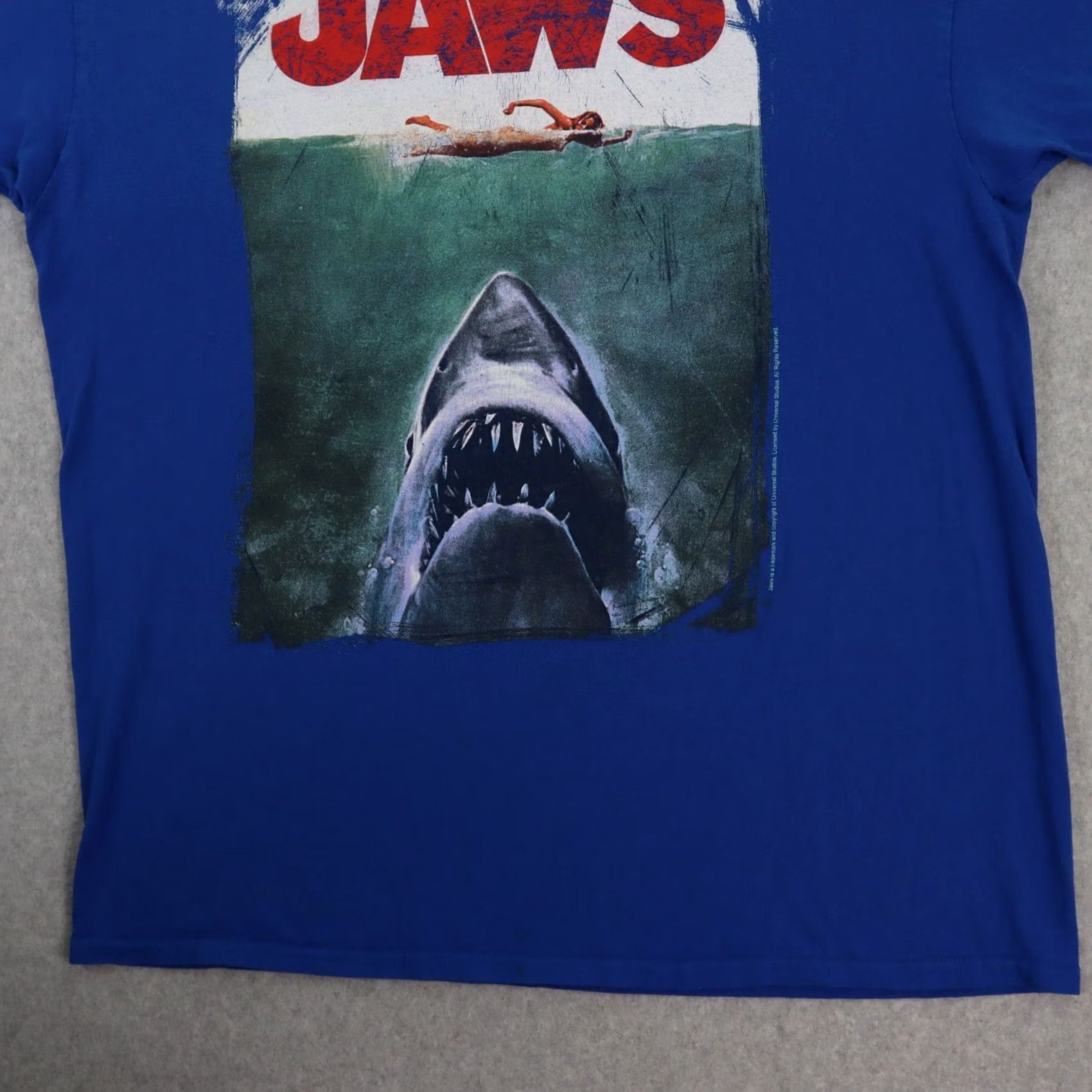 Vintage Vintage UNIVERSAL STUDIOS HOLLYWOOD Jaws T-Shirt Mens Large Blue Shirt Size US L / EU 52-54 / 3 - 4 Thumbnail