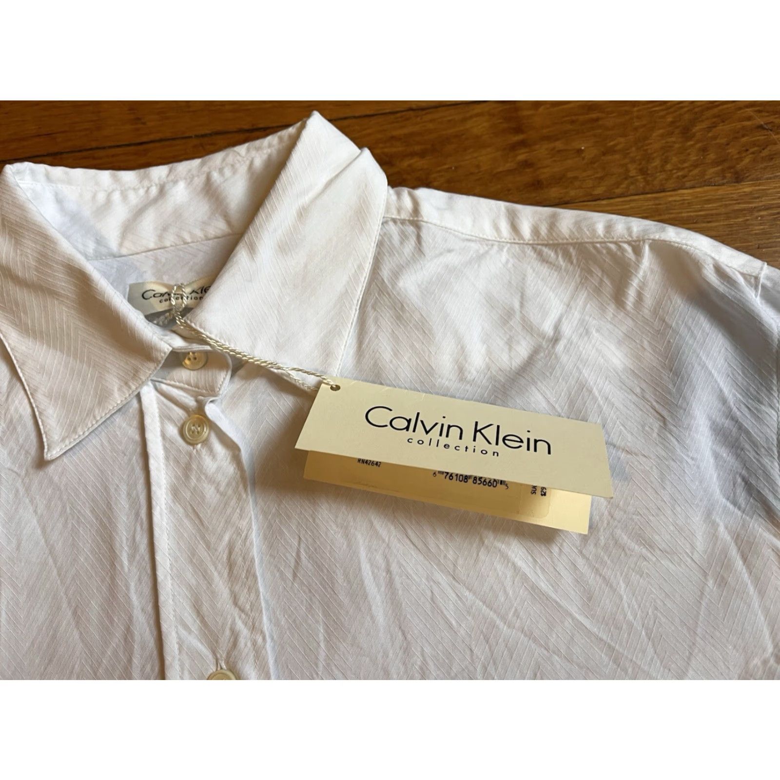 Calvin Klein Calvin Klein Collection Dress Shirt Women's 10 White Jacquard Chevron Button-Up Casual, Formal, Business Italy Size L / US 10 / IT 46 - 4 Thumbnail