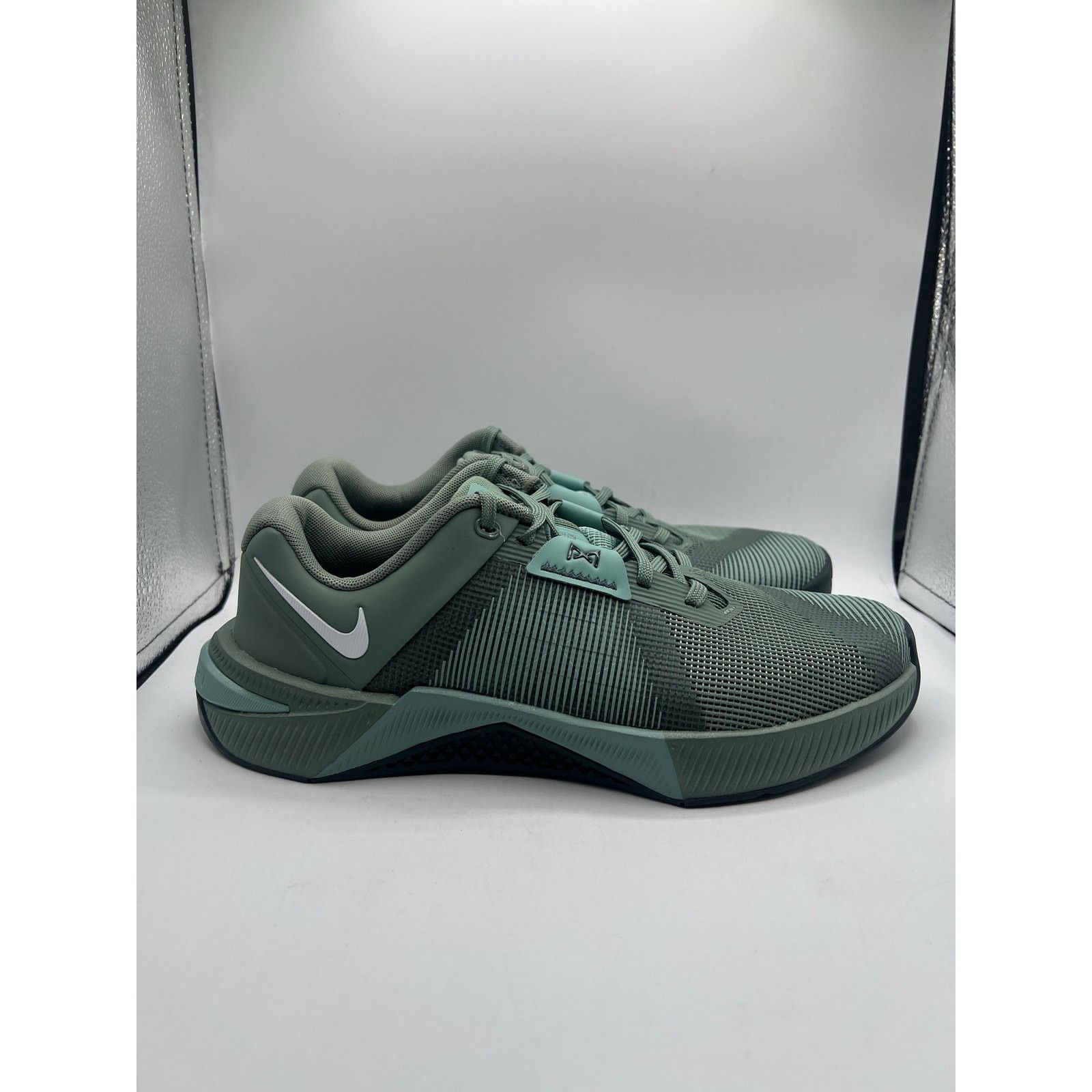 Nike Nike Metcon 10 ’Clay Green Cannon’ size 7 men’s Size US 7 / EU 40 - 3 Thumbnail