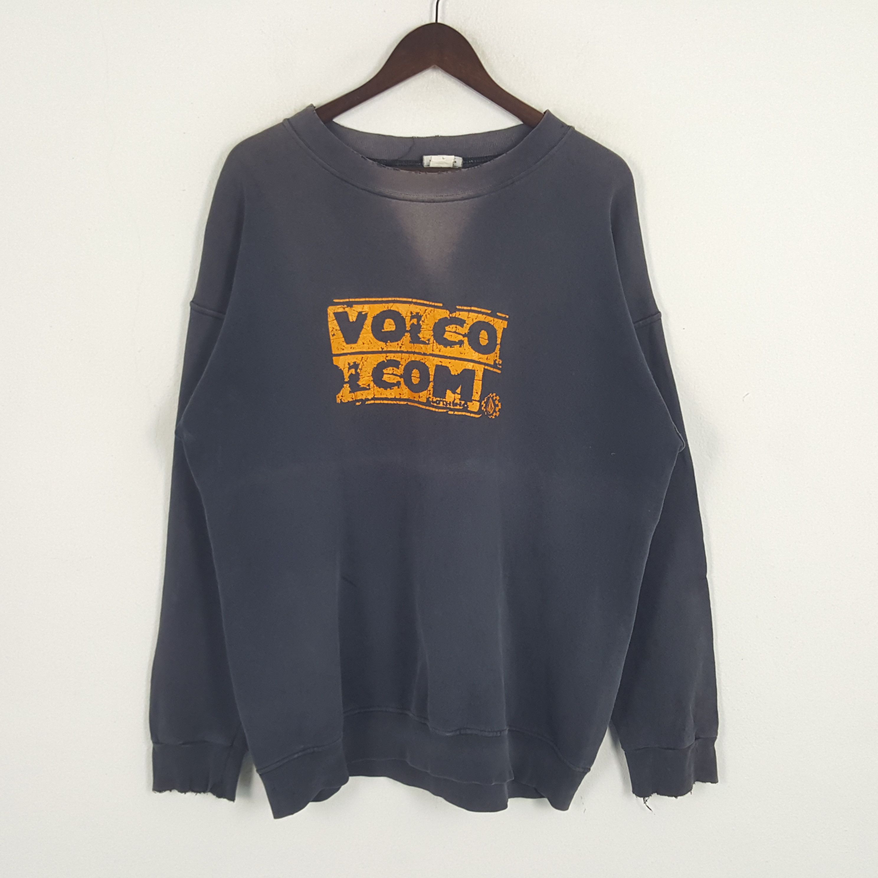 Vintage × Volcom Vintage Volcom Clothing Sweatshirts Size US XL / EU 56 / 4 - 1 Thumbnail