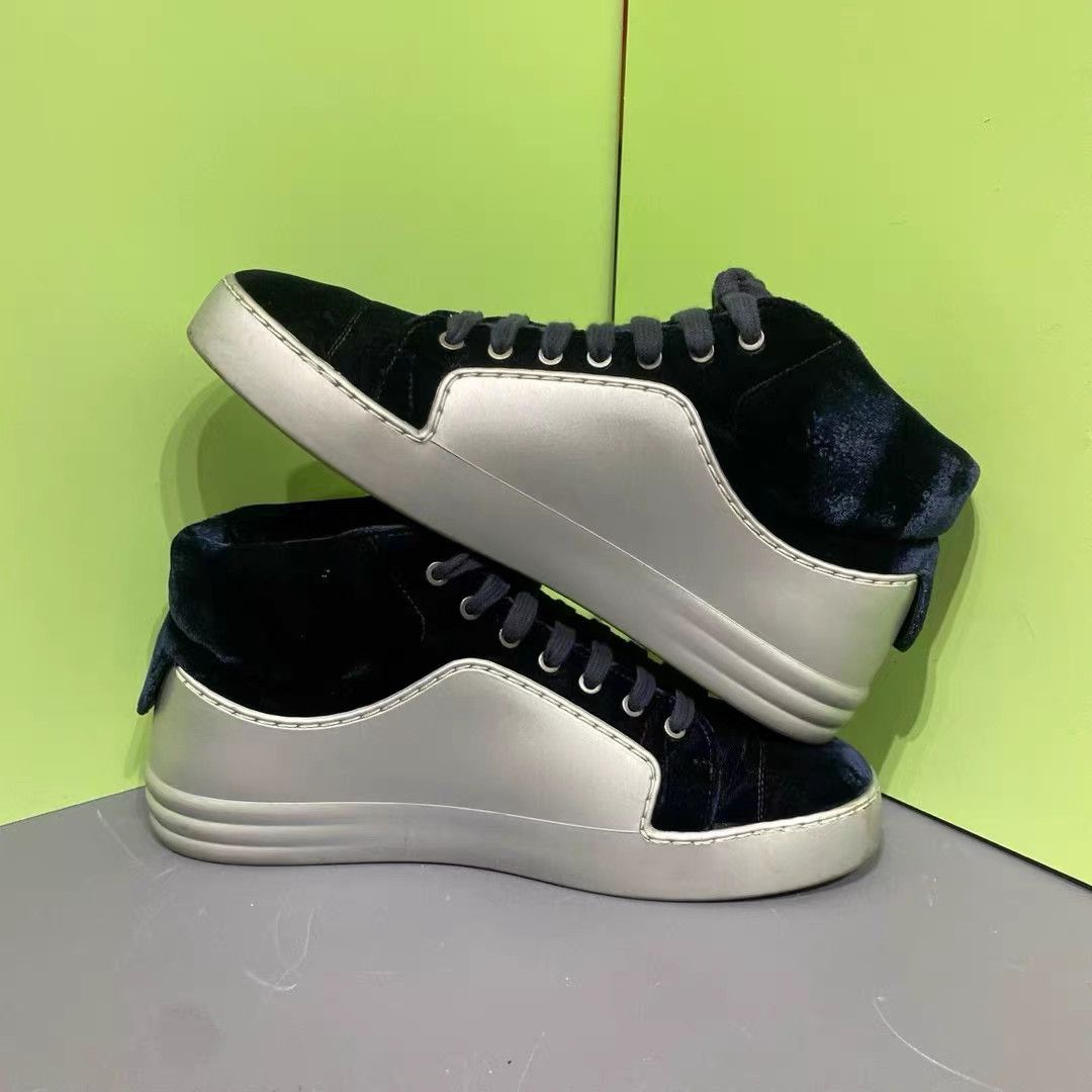 Chanel CHANEL Navy Blue Velvet Sneakers K15 Size US 7.5 / IT 37.5 - 5 Thumbnail