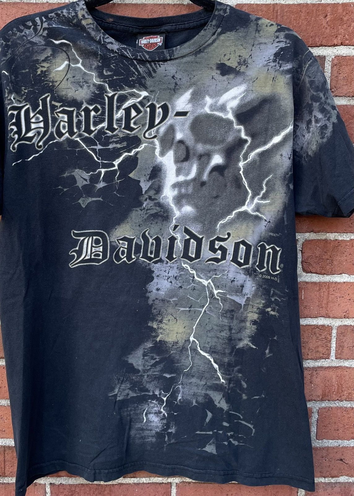 Harley Davidson 09 Harley Davidson Skull Lightning Dual Print Graphic TShirt Size US L / EU 52-54 / 3 - 3 Thumbnail