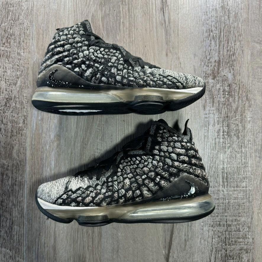 Nike NIKE • Lebron 17 "2019 In The Arena" (11M) Size US 11 / EU 44 - 2 Thumbnail