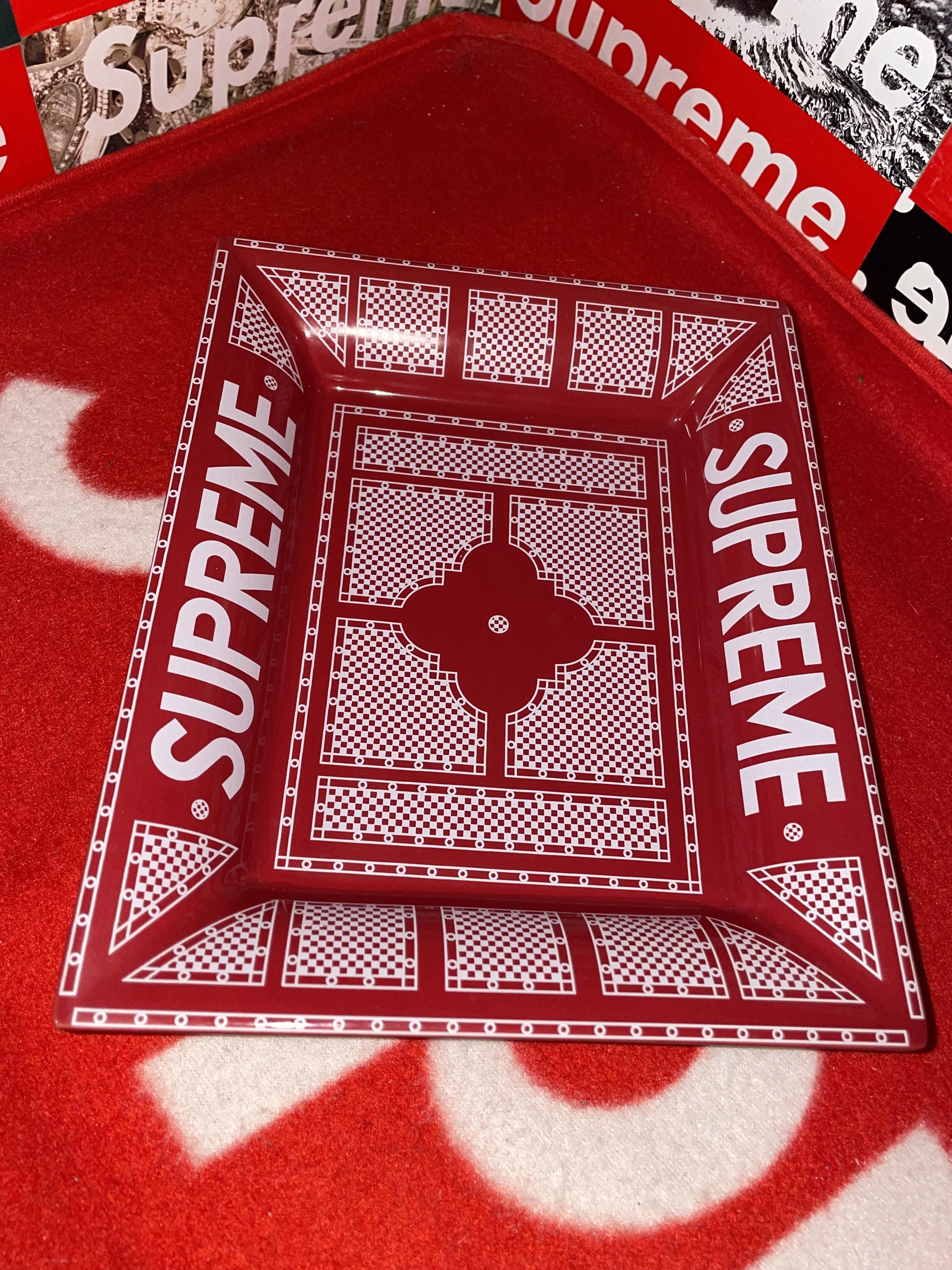 Supreme Supreme Ceramic Ashtray SS12 Hermes Motif Plate NEW Size ONE SIZE - 3 Thumbnail