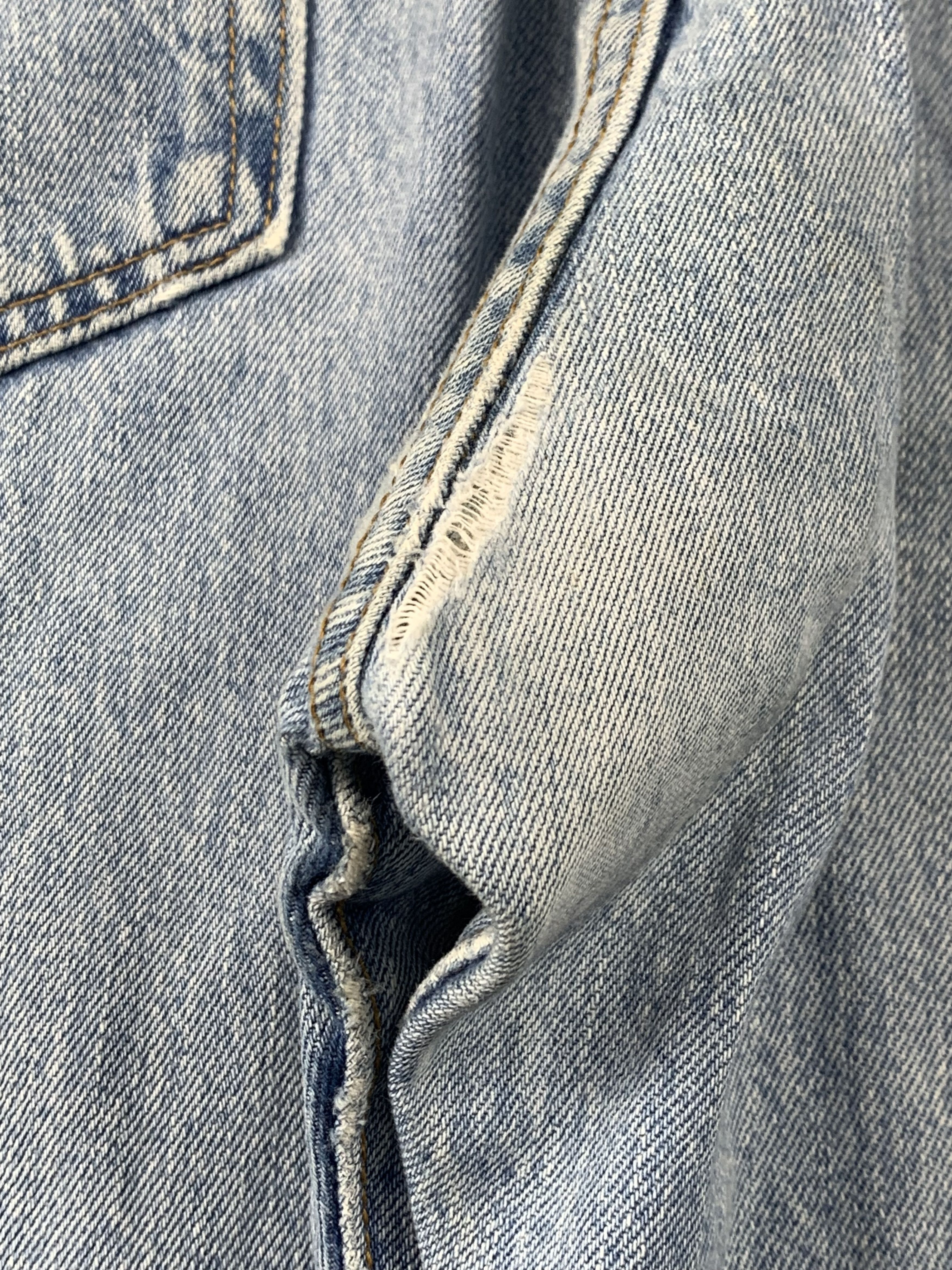 Levi's Vintage 90s Levis 501 Faded Blue Jeans DP2100 Size US 39 - 12 Thumbnail