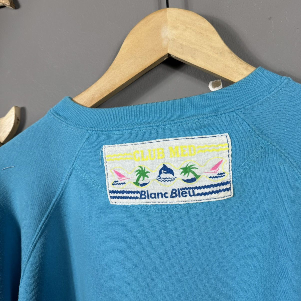 Vintage Vintage Blanc Bleu Club Med XL Graphic Sweatshirt Size US XL / EU 56 / 4 - 5 Thumbnail