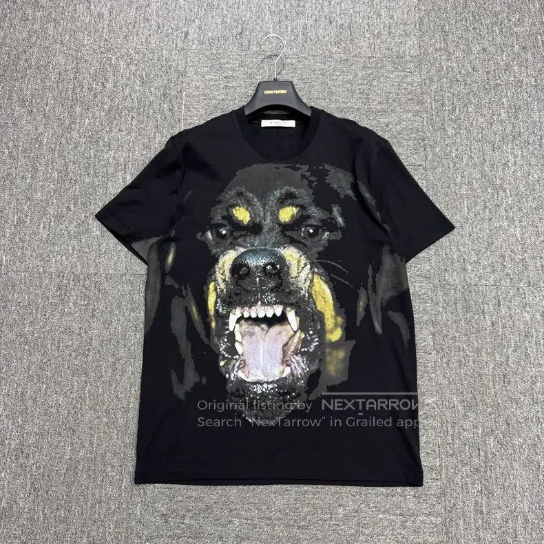 Givenchy Givenchy short sleeves Size US M / EU 48-50 / 2 - 1 Thumbnail
