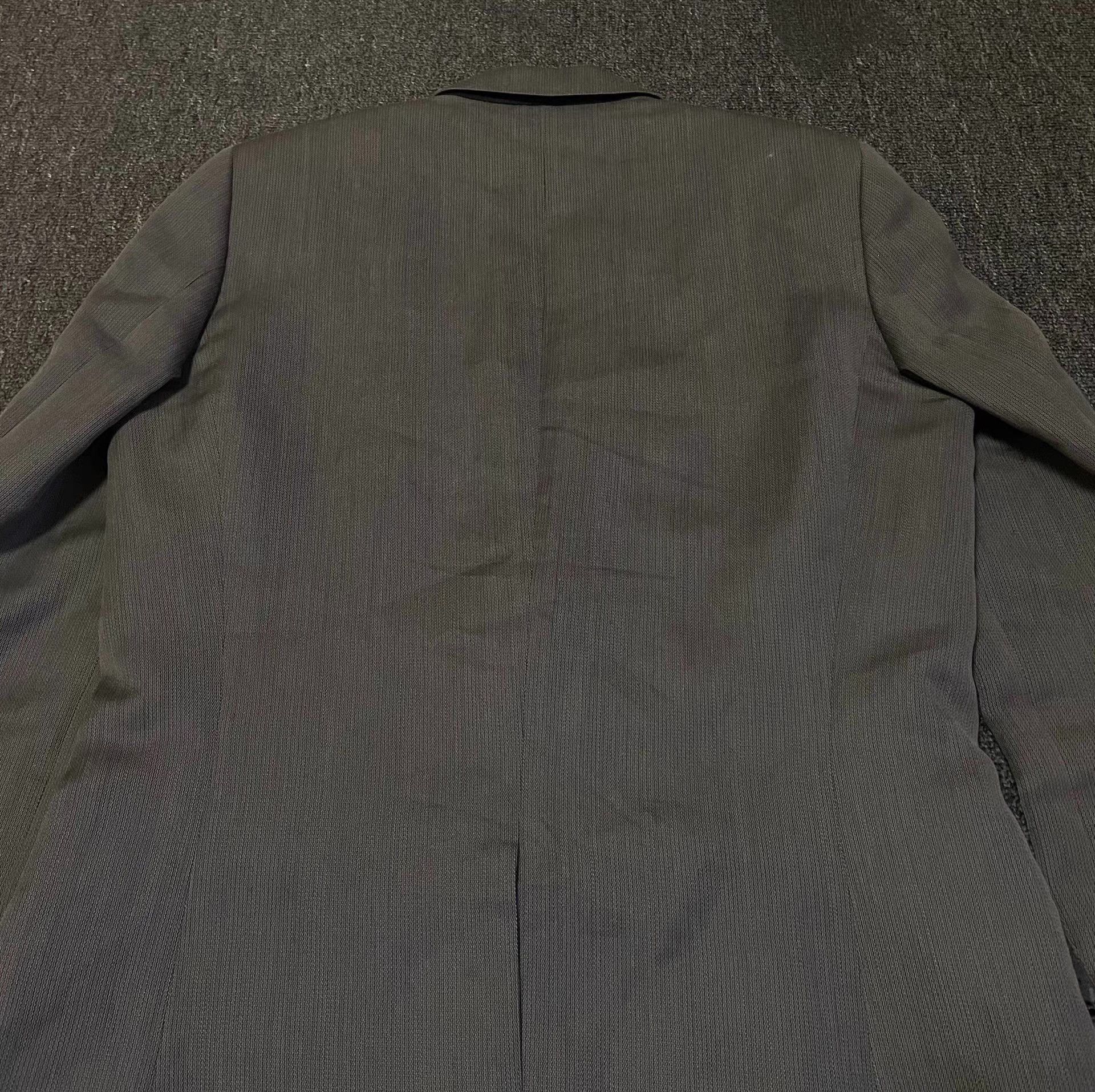 Burberry Burberry Grey Wool & Silk Blazer. Size 48R - 4 Thumbnail
