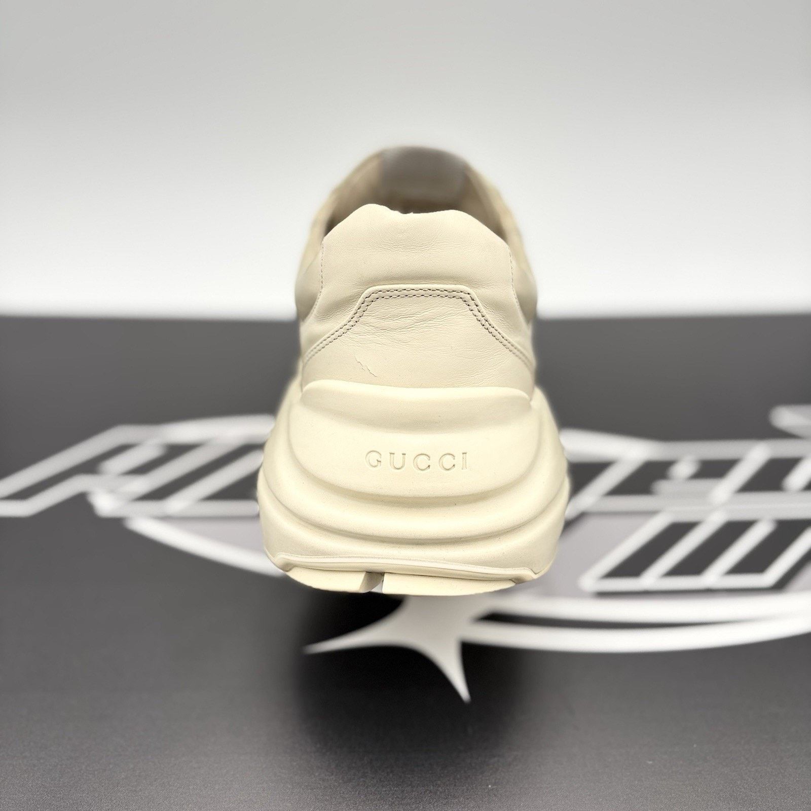 Gucci Gucci Rhyton GG ‘ Hawaii Ivory Multi ’ | GOOD CONDITION! Size US 9.5 / EU 42-43 - 3 Thumbnail