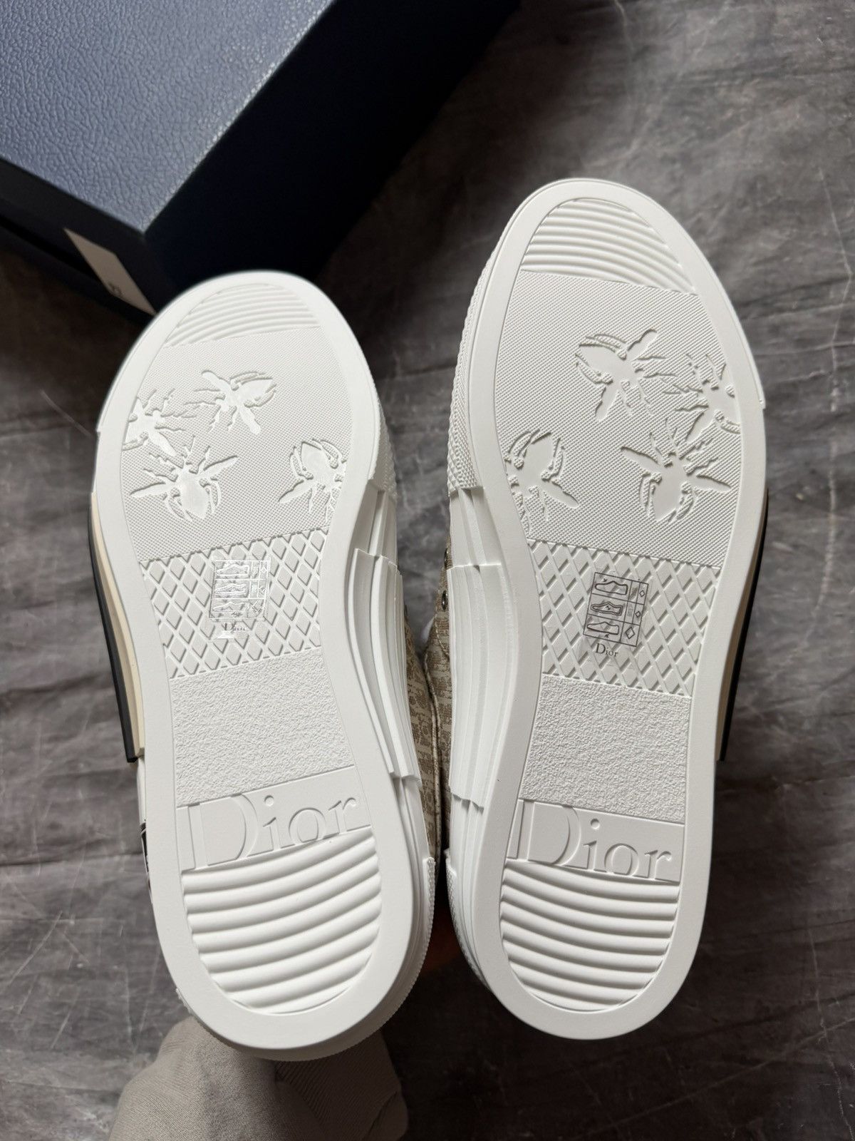 Dior Dior B23 Skater 'Dior Oblique - Beige' Size US 13 / EU 46 - 8 Thumbnail