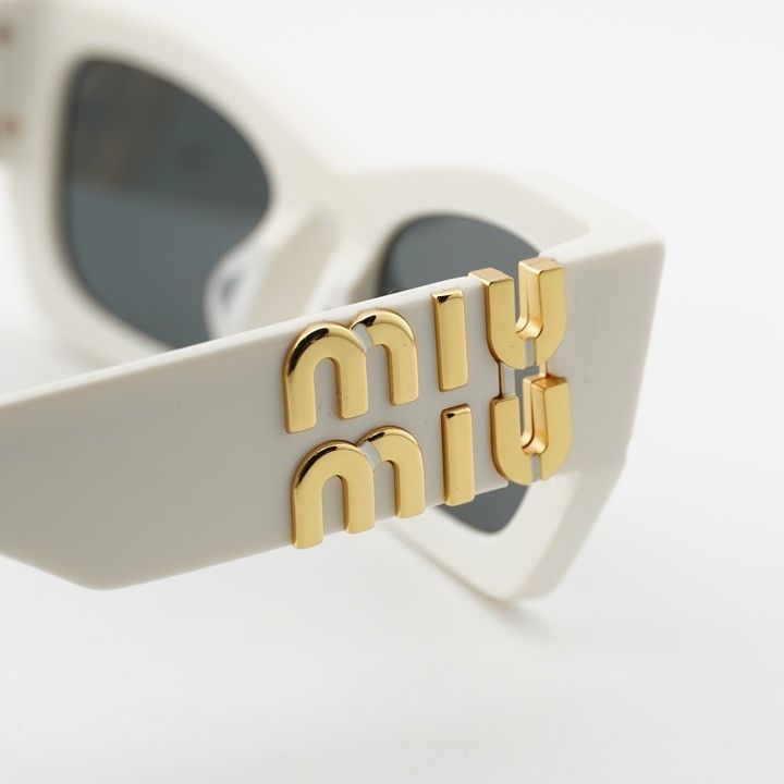 Miu Miu Miu Miu MU09WS 1425S0 Sunglasses White Cat Eye Frame Size ONE SIZE - 7 Thumbnail