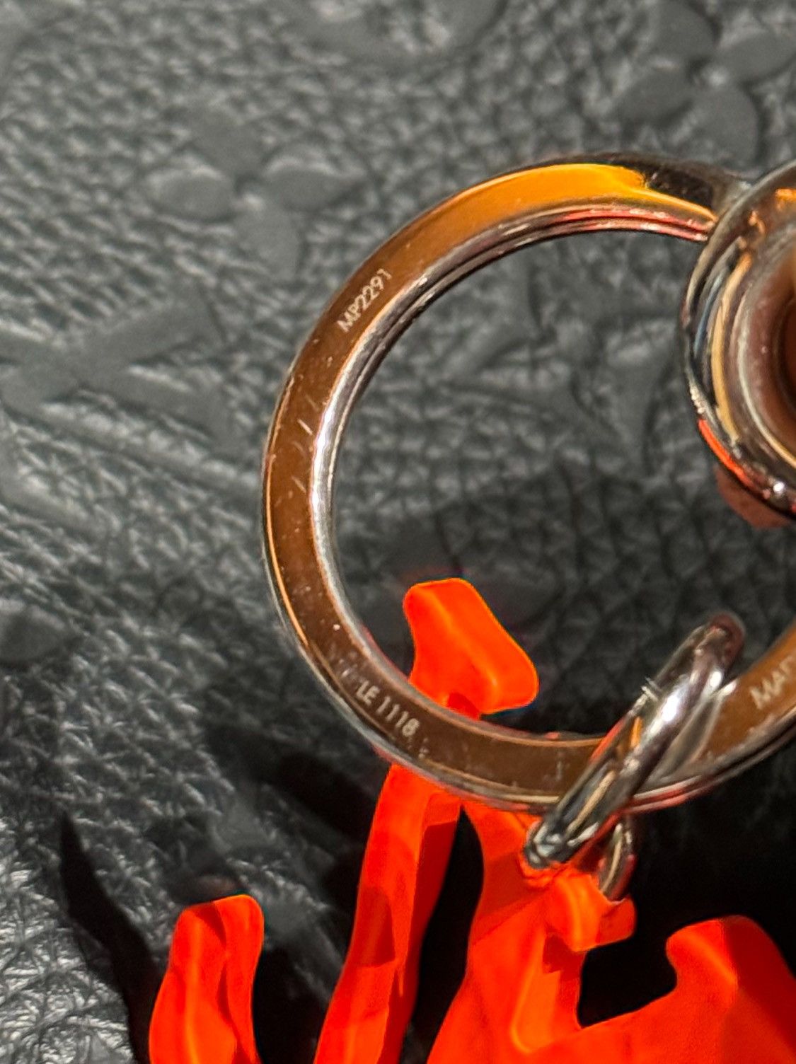 Louis Vuitton $736 VIRGIL ABLOH KEYCHAIN SOLAR RAY LV CARABINER CHARM Size ONE SIZE - 7 Thumbnail