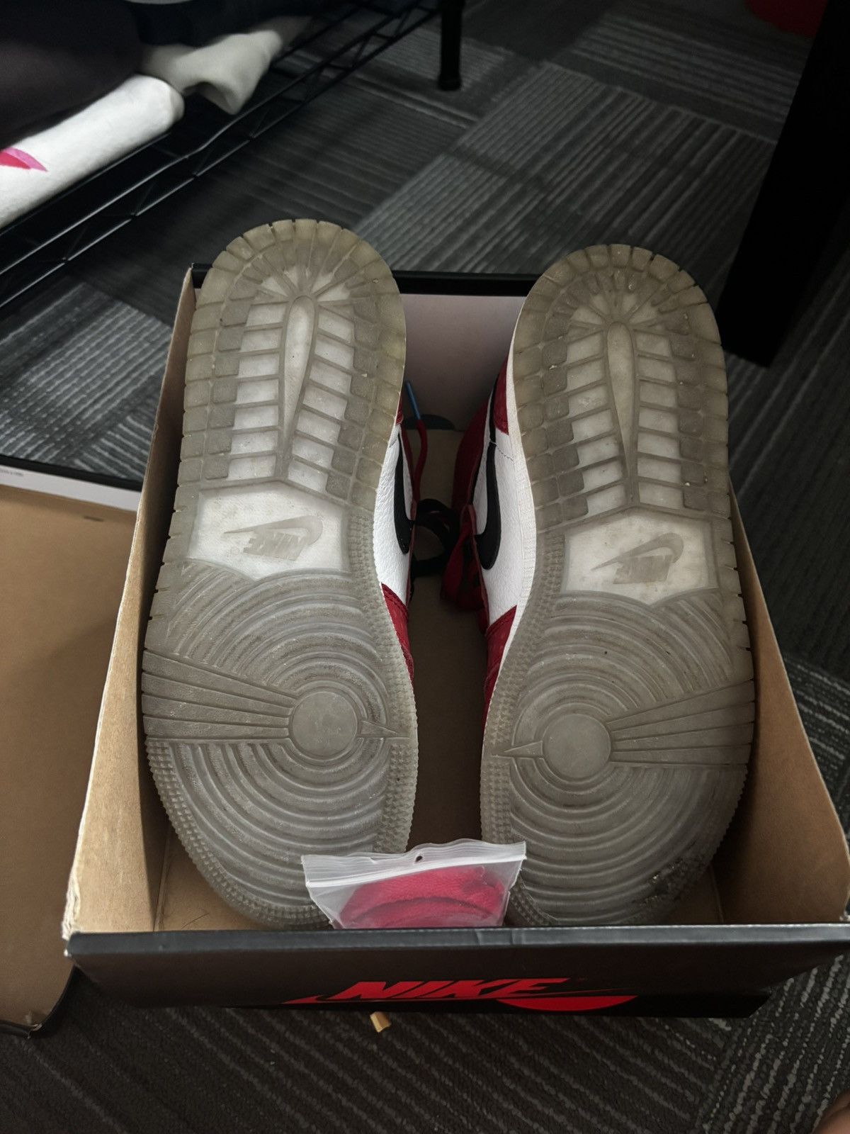 Nike Air Jordan 1 Retro High GS 'Origin Story' Size US 5.5 / IT 35.5 - 7 Thumbnail