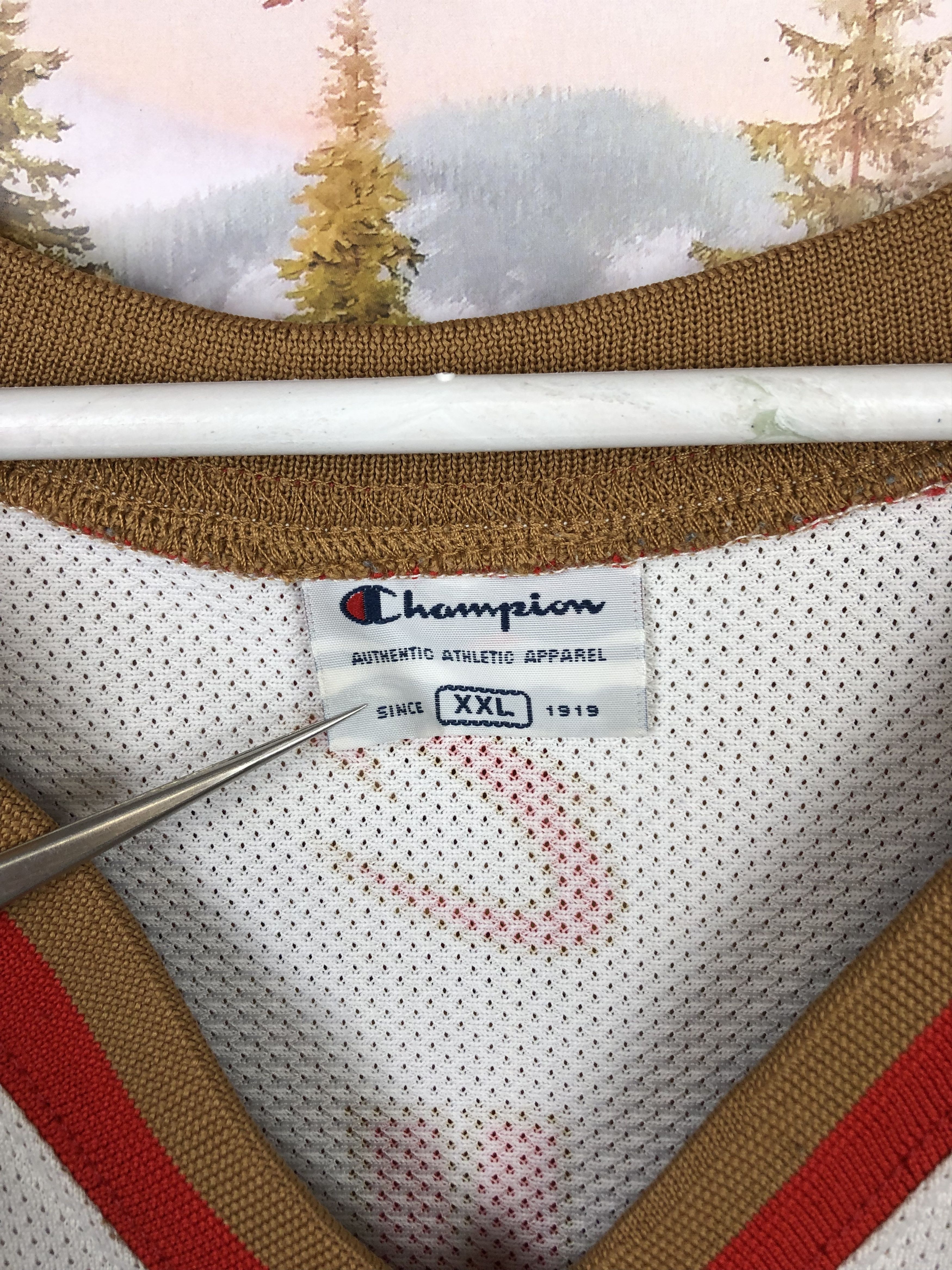 Champion Vintage Cleveland Cavaliers #23 James LeBron Jersey Tee Hype Size US XXL / EU 58 / 5 - 7 Thumbnail
