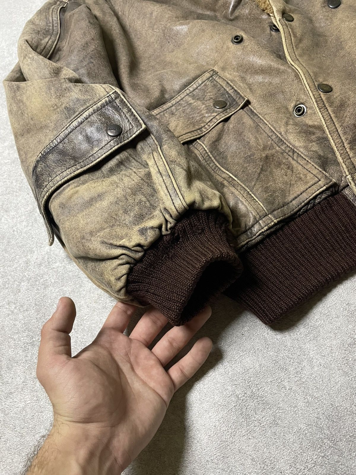 Genuine Leather 70s Multi-pocket Bomber Leather Flight Jacket Military Army Size US L / EU 52-54 / 3 - 4 Thumbnail