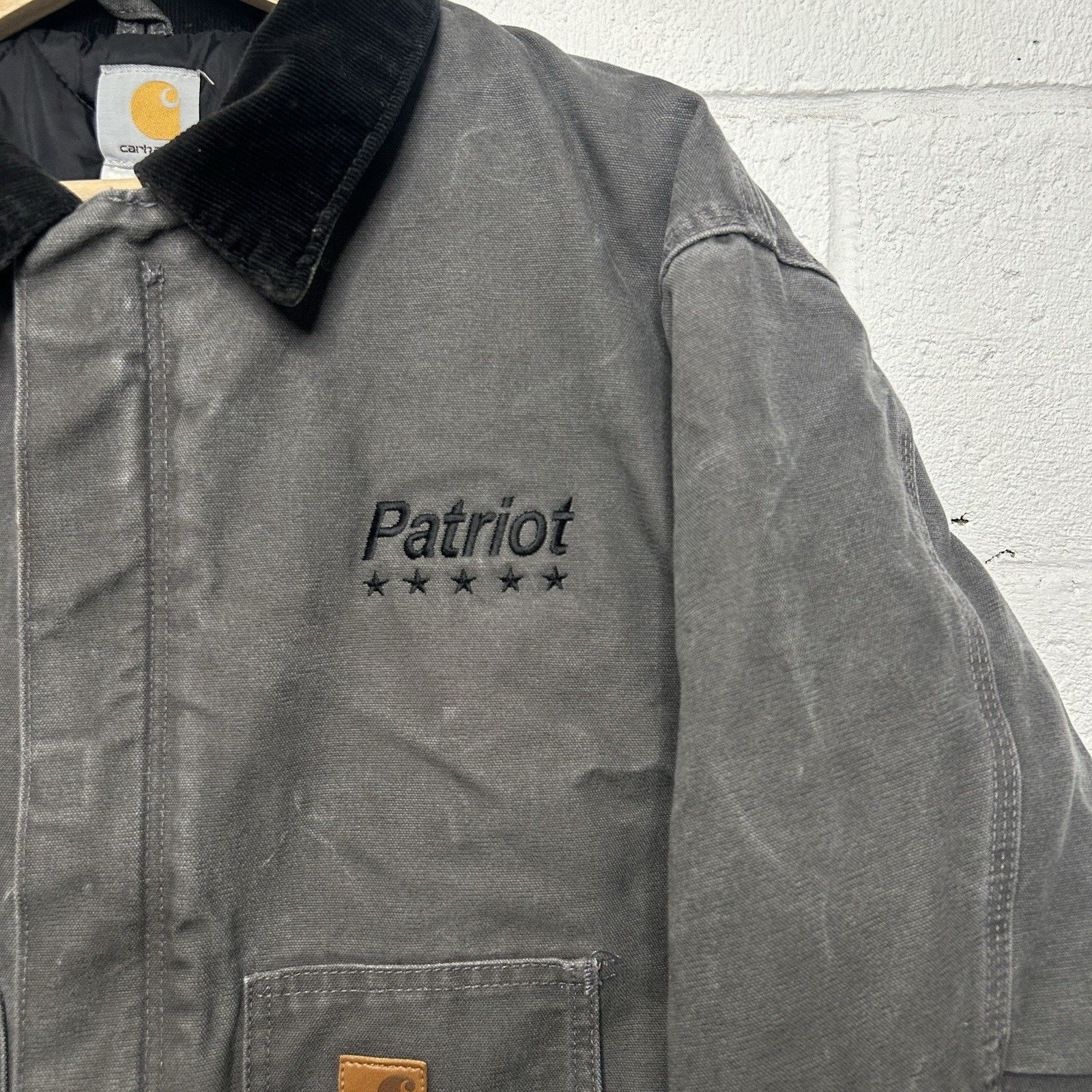 Carhartt Carhartt Quilted Traditional Artic Jacket “Gravel” J22 GVL Size US L / EU 52-54 / 3 - 4 Thumbnail