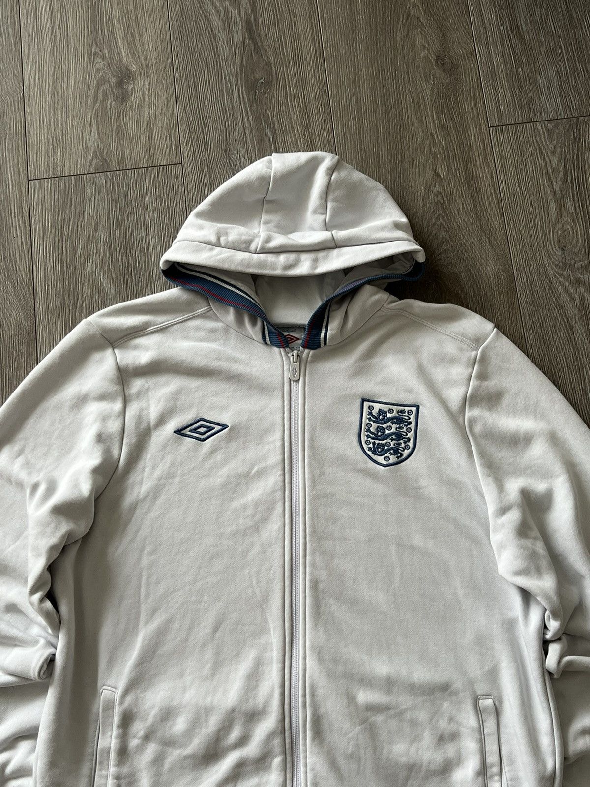 Umbro × Vintage Vintage Umbro England Football Hoodie Soccer Jersey Size US XL / EU 56 / 4 - 4 Thumbnail