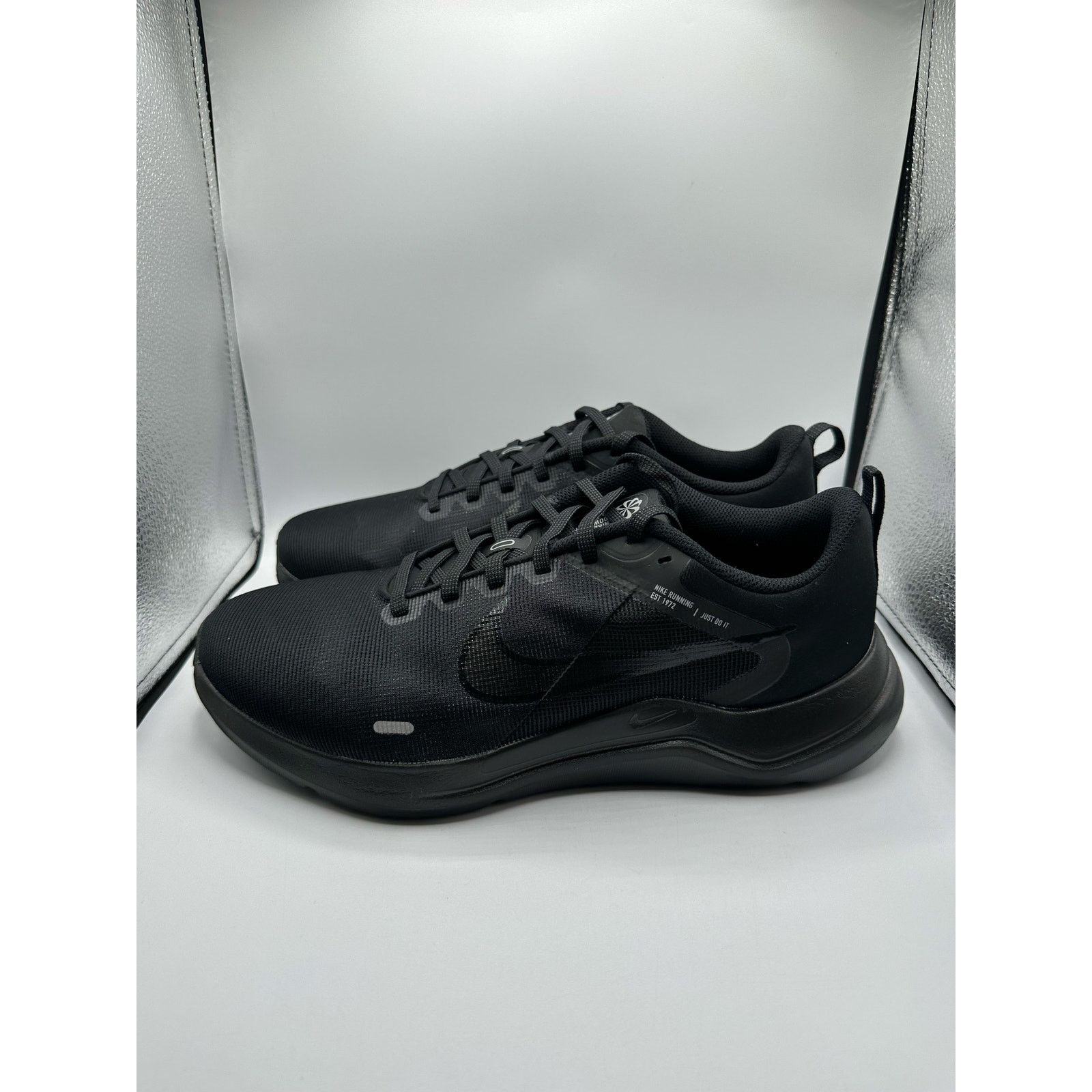 Nike Nike Downshifter 12 Extra Wide “Black Particle Grey” Size US 10.5 / EU 43-44 - 1 Thumbnail