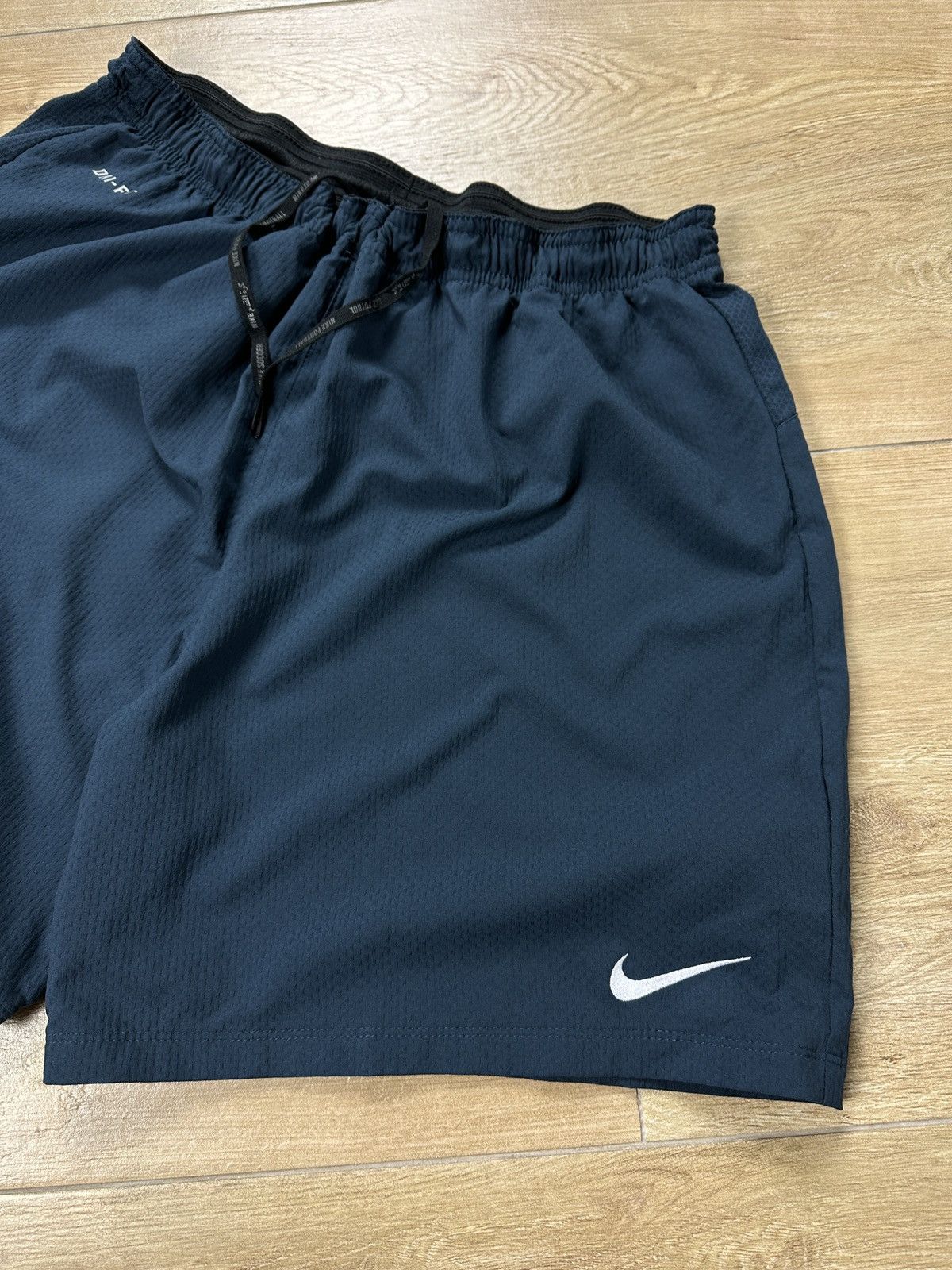 Nike × Vintage Vintage England Nike Dri-Fit Football Soccer Shorts Size US 36 / EU 52 - 3 Thumbnail