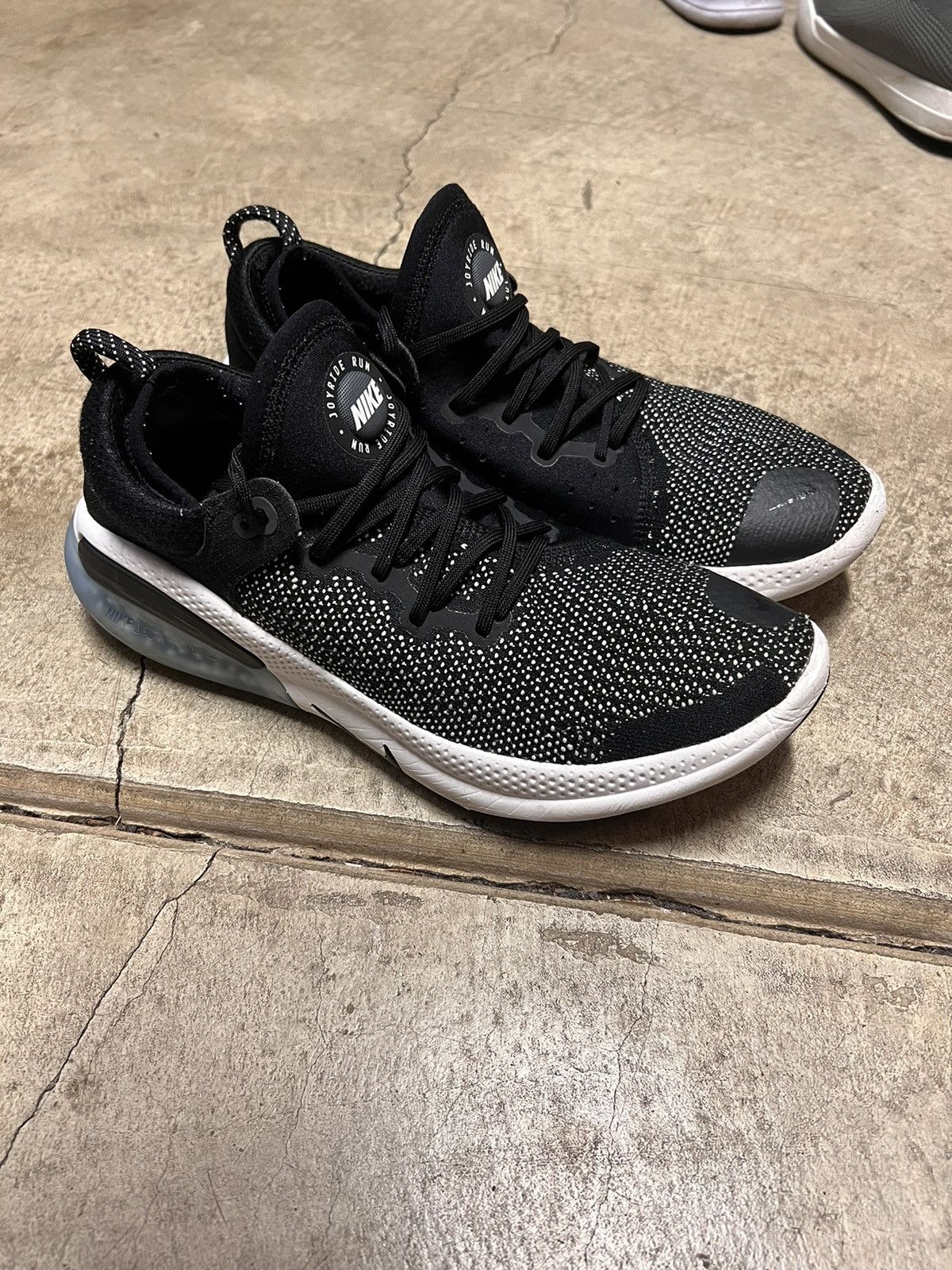 Nike Nike Joyride Run Flyknit Size US 11 / EU 44 - 1 Thumbnail