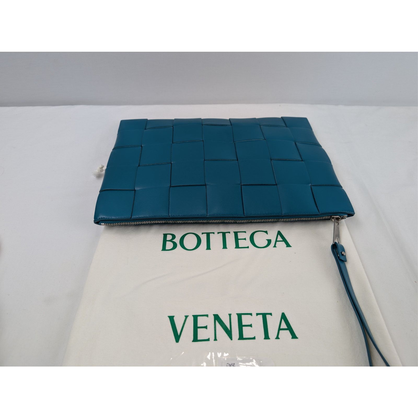 Bottega Veneta o1rshd1 Size: OS / Intrecciato woven leather clutch pouch Size ONE SIZE - 13 Thumbnail