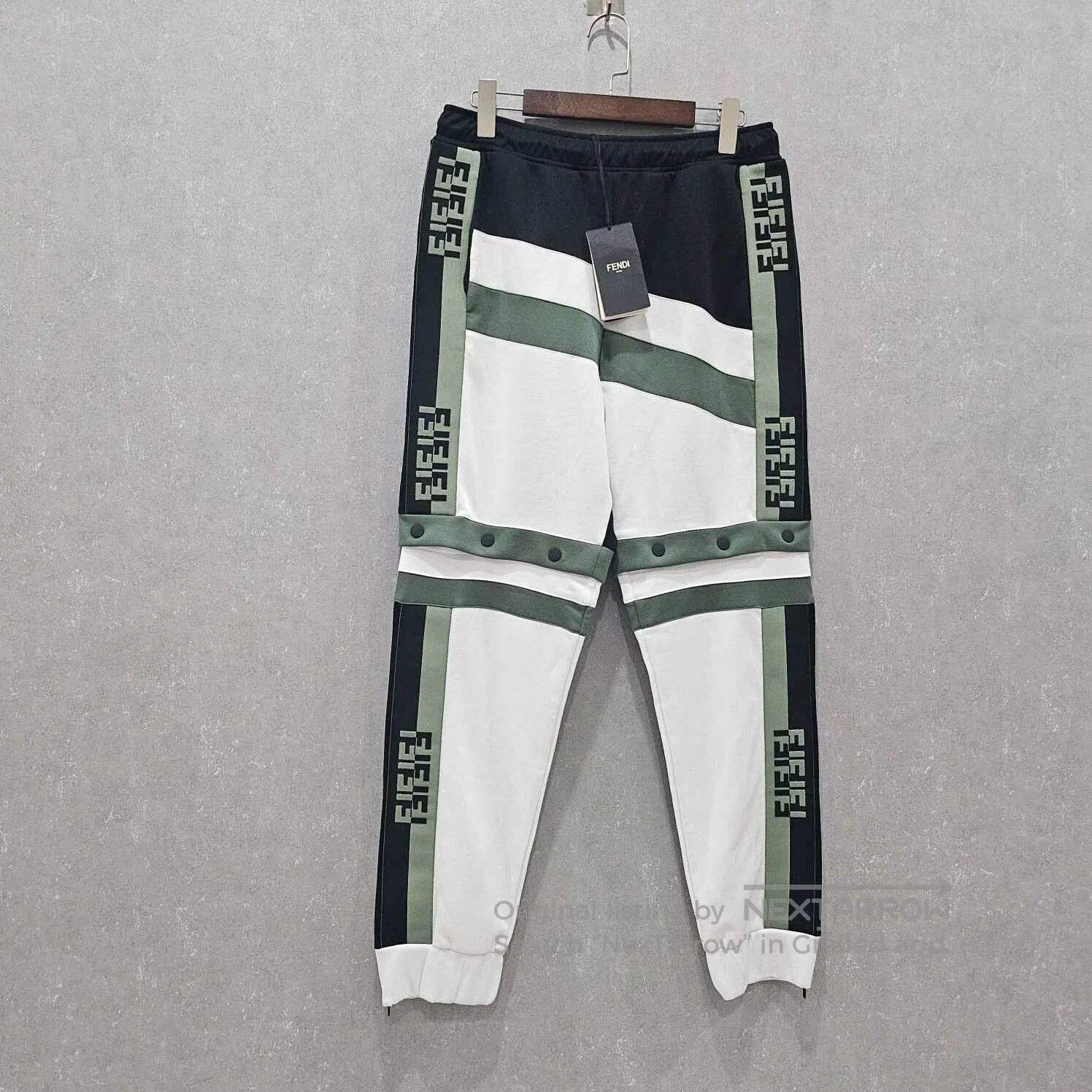 Fendi FENDI Colorblock Logo Sweatpants. Size US 38 / EU 54 - 1 Thumbnail
